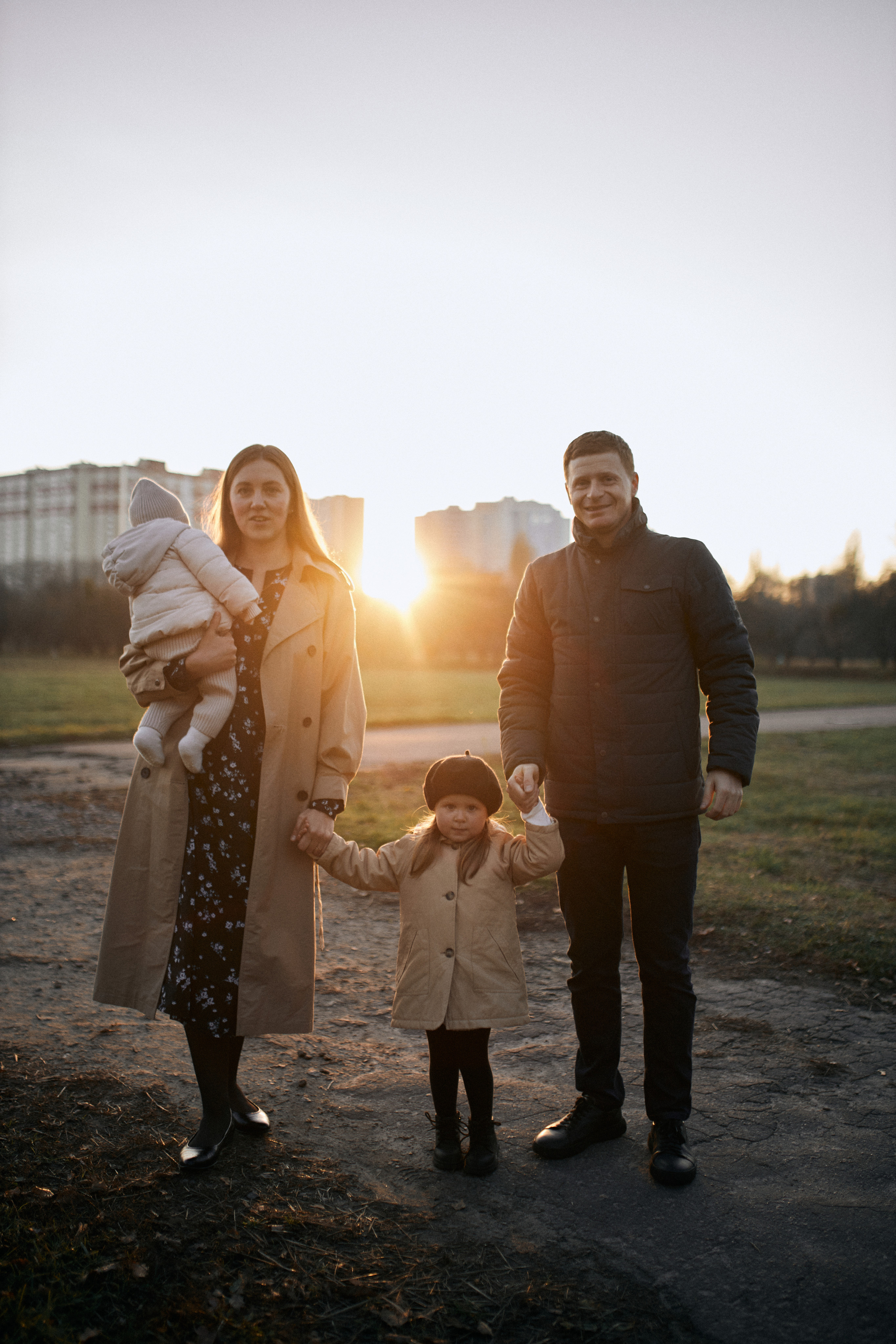 Катя, Іван, Віра, Яна. Сімейний фотограф в Києві