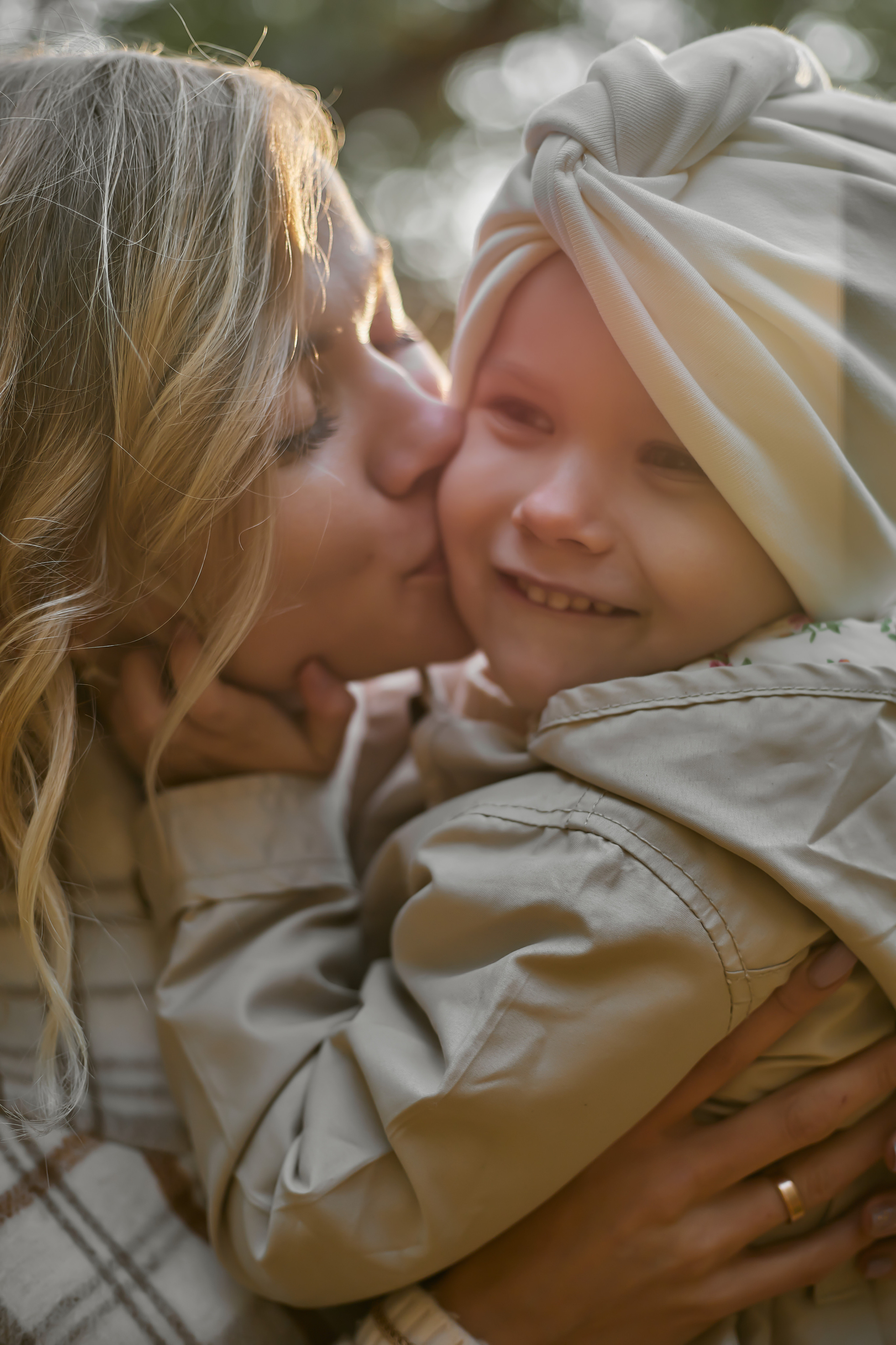 Найкращі подружки - мама й доня. Сімейний фотограф в Києві