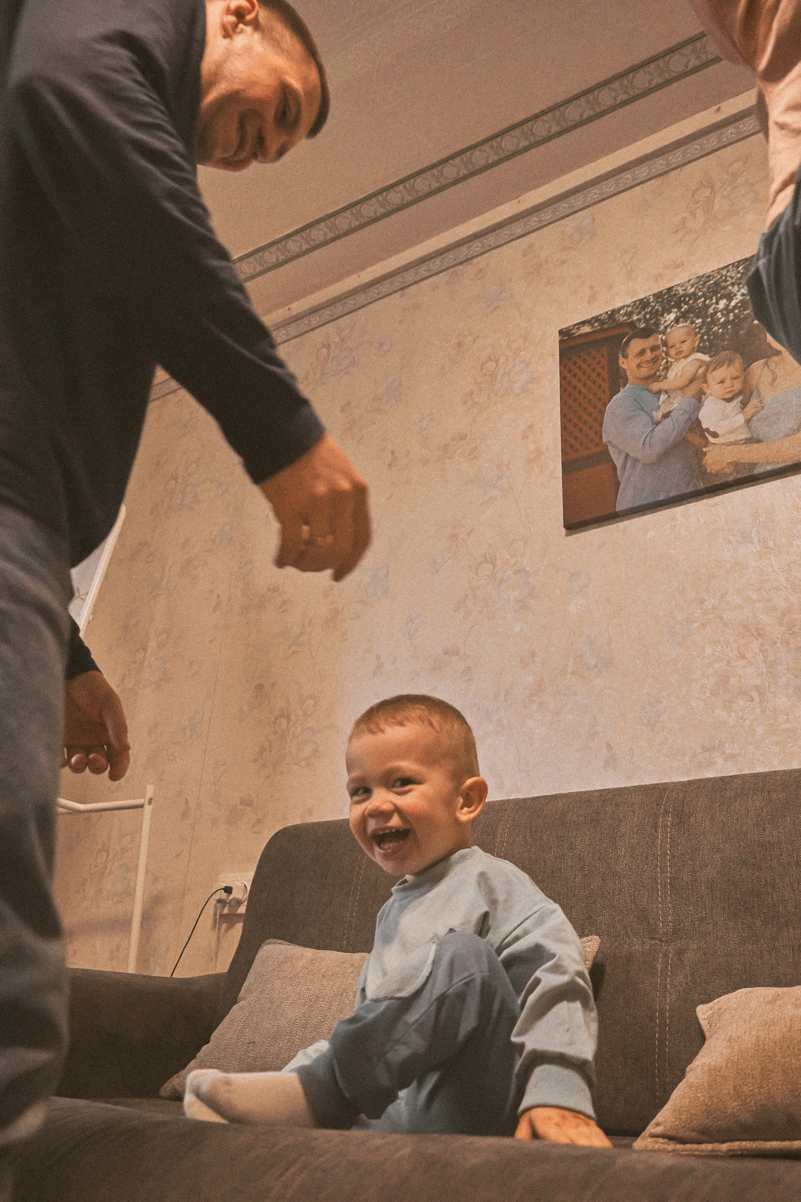 Я - старший, бо народився пару хвилин раніше від сестри. Сімейний фотограф в Києві