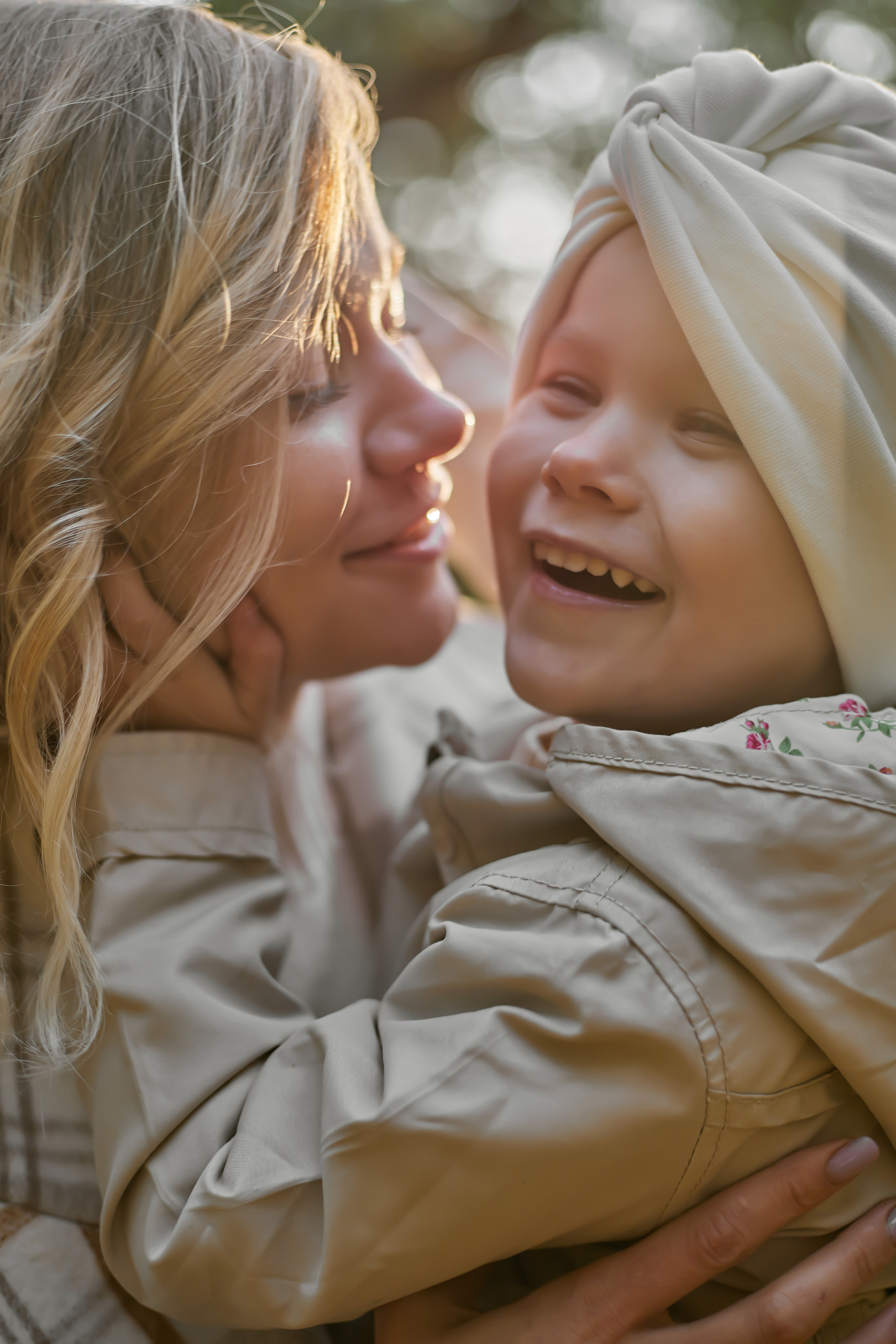 Найкращі подружки - мама й доня. Сімейний фотограф в Києві