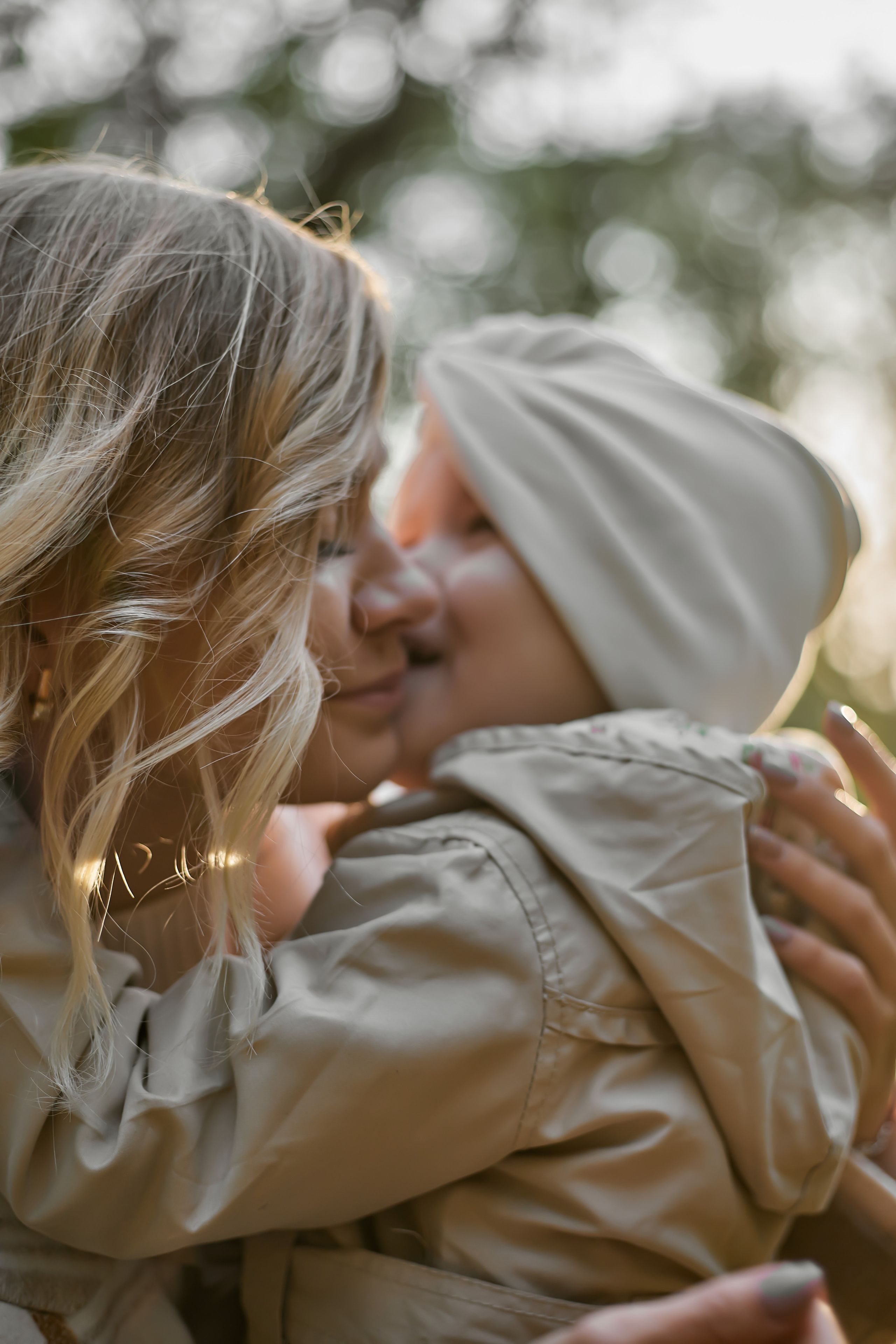 Найкращі подружки - мама й доня. Сімейний фотограф в Києві