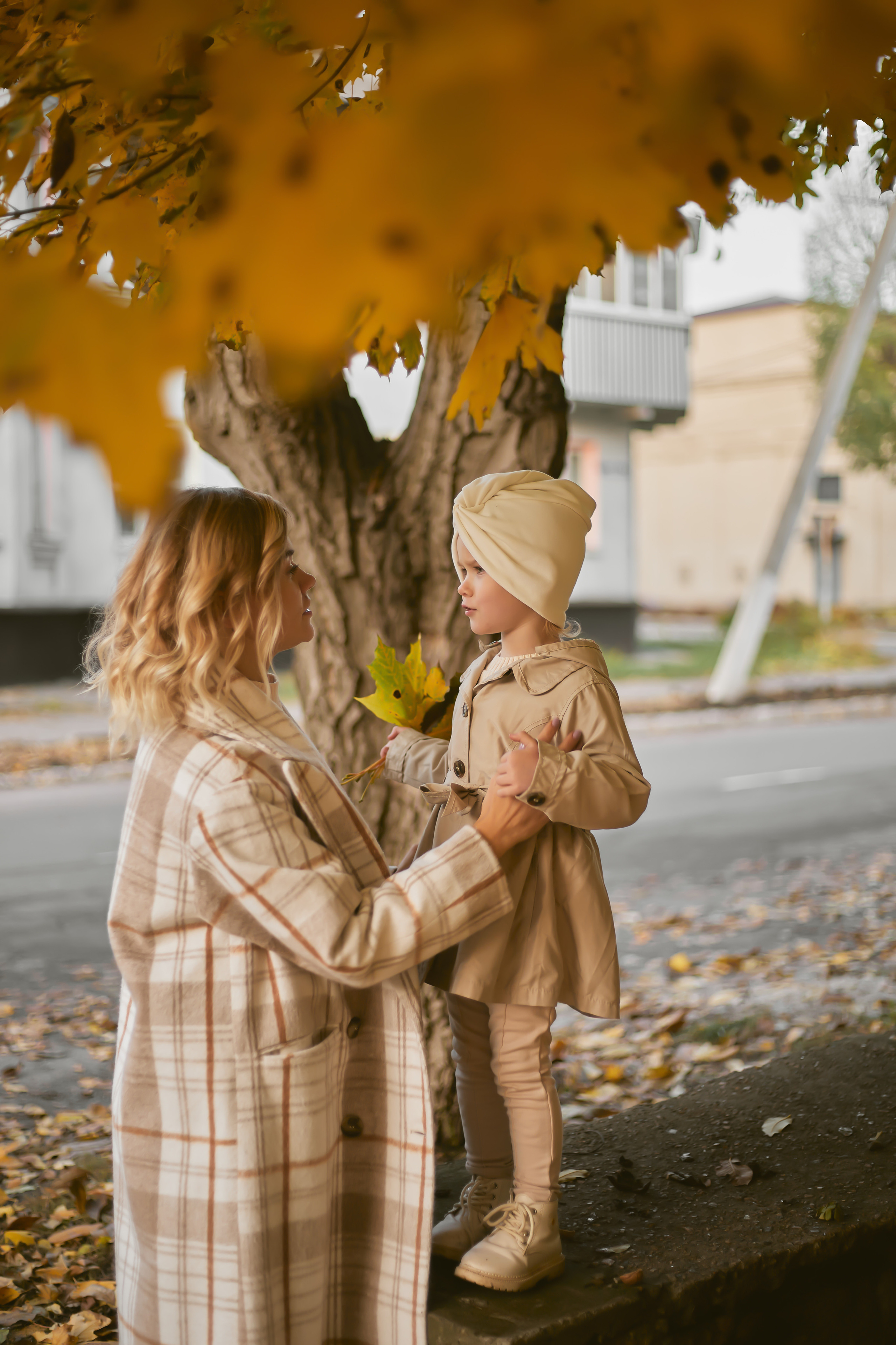 Найкращі подружки - мама й доня. Сімейний фотограф в Києві