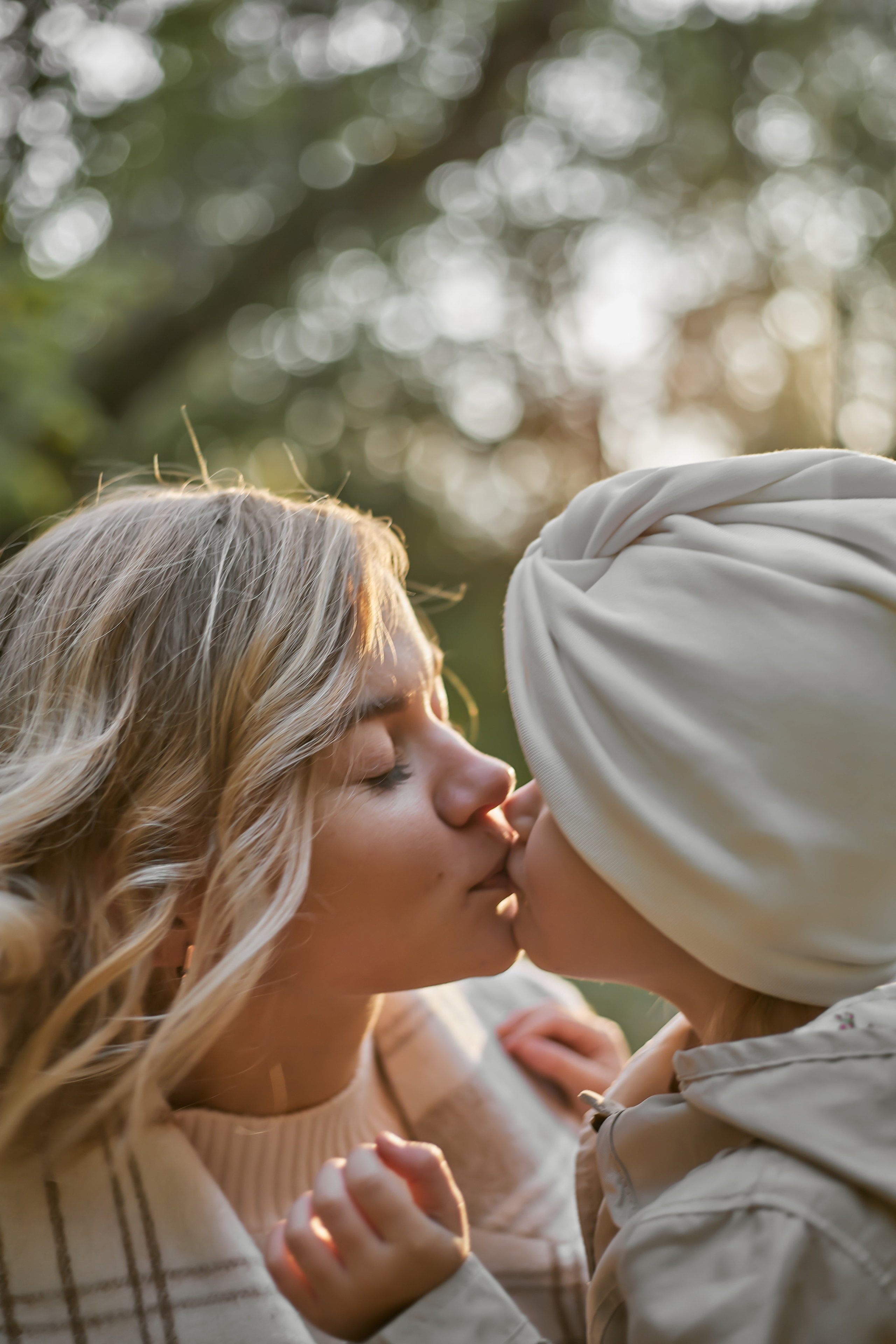 Найкращі подружки - мама й доня. Сімейний фотограф в Києві
