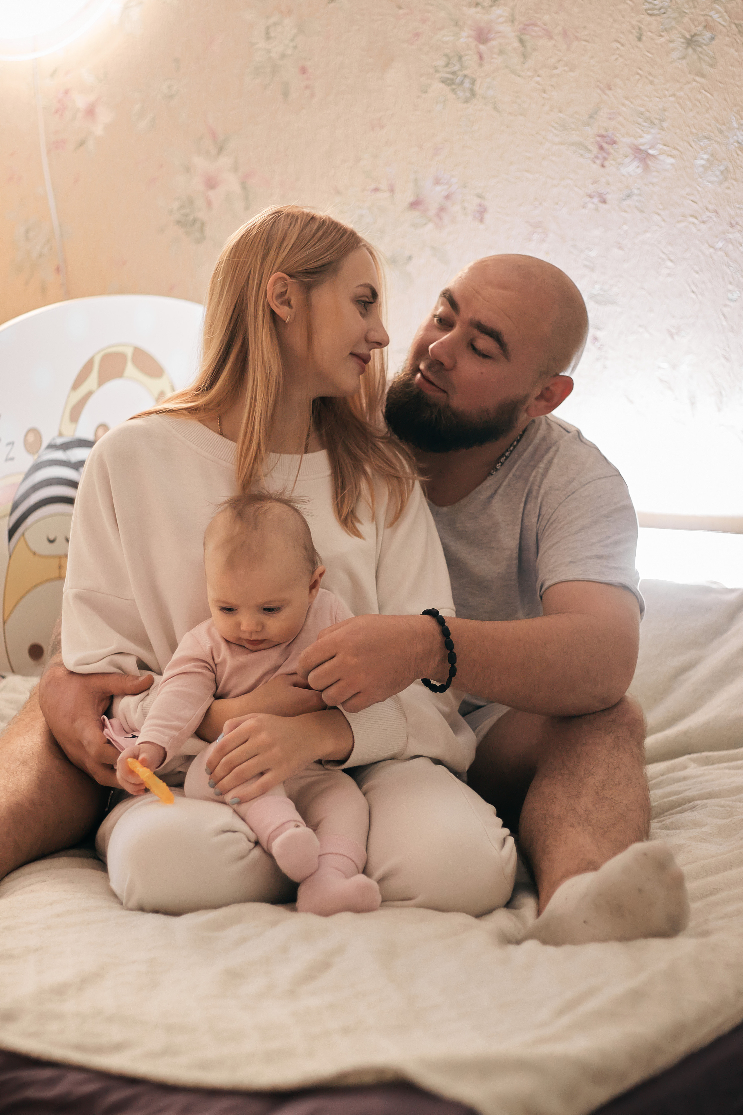 Поцілунків багато не буває. Сімейний фотограф в Києві