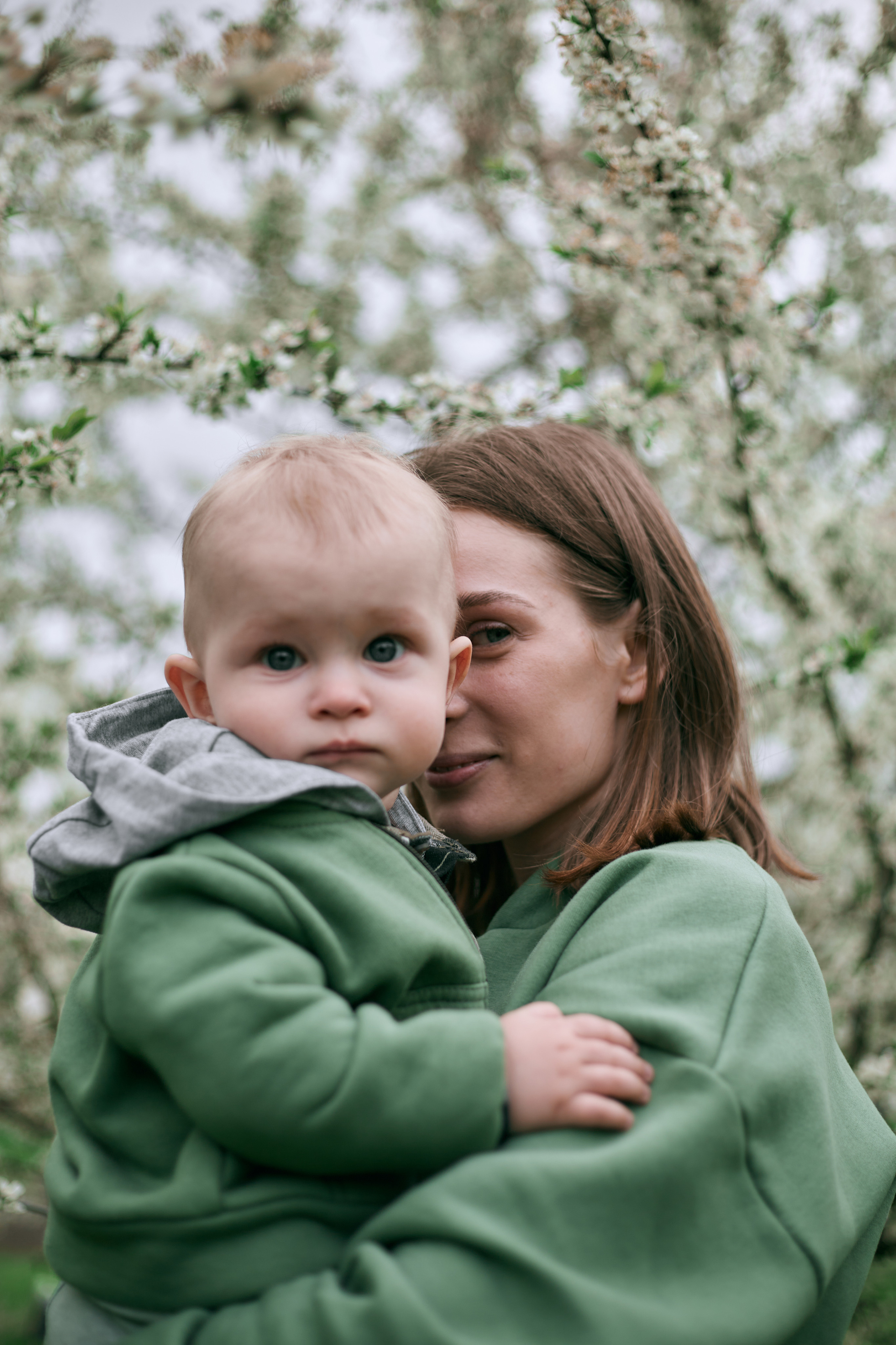 В яблуневому цвіті. Сімейний фотограф в Києві