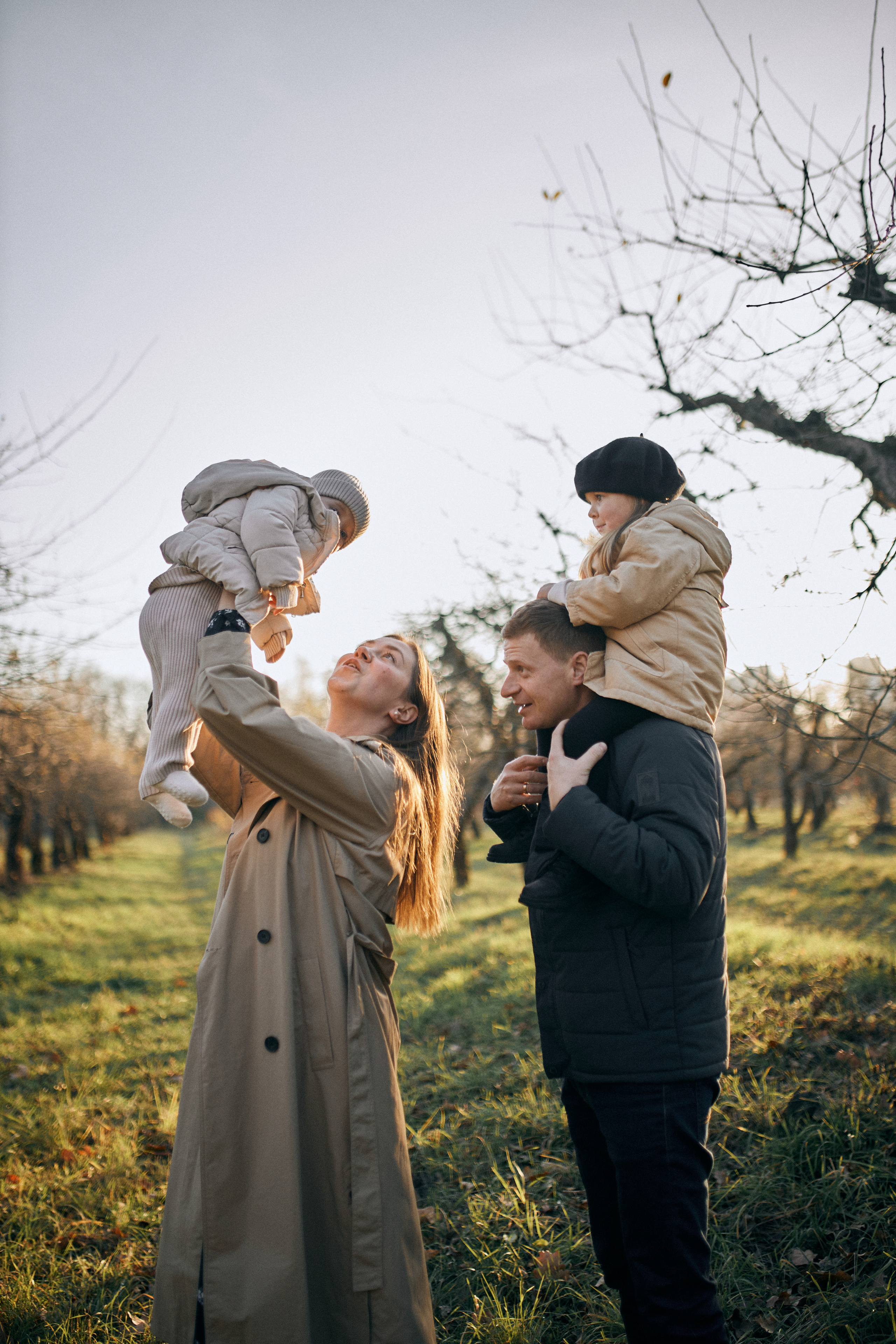 Катя, Іван, Віра, Яна. Сімейний фотограф в Києві