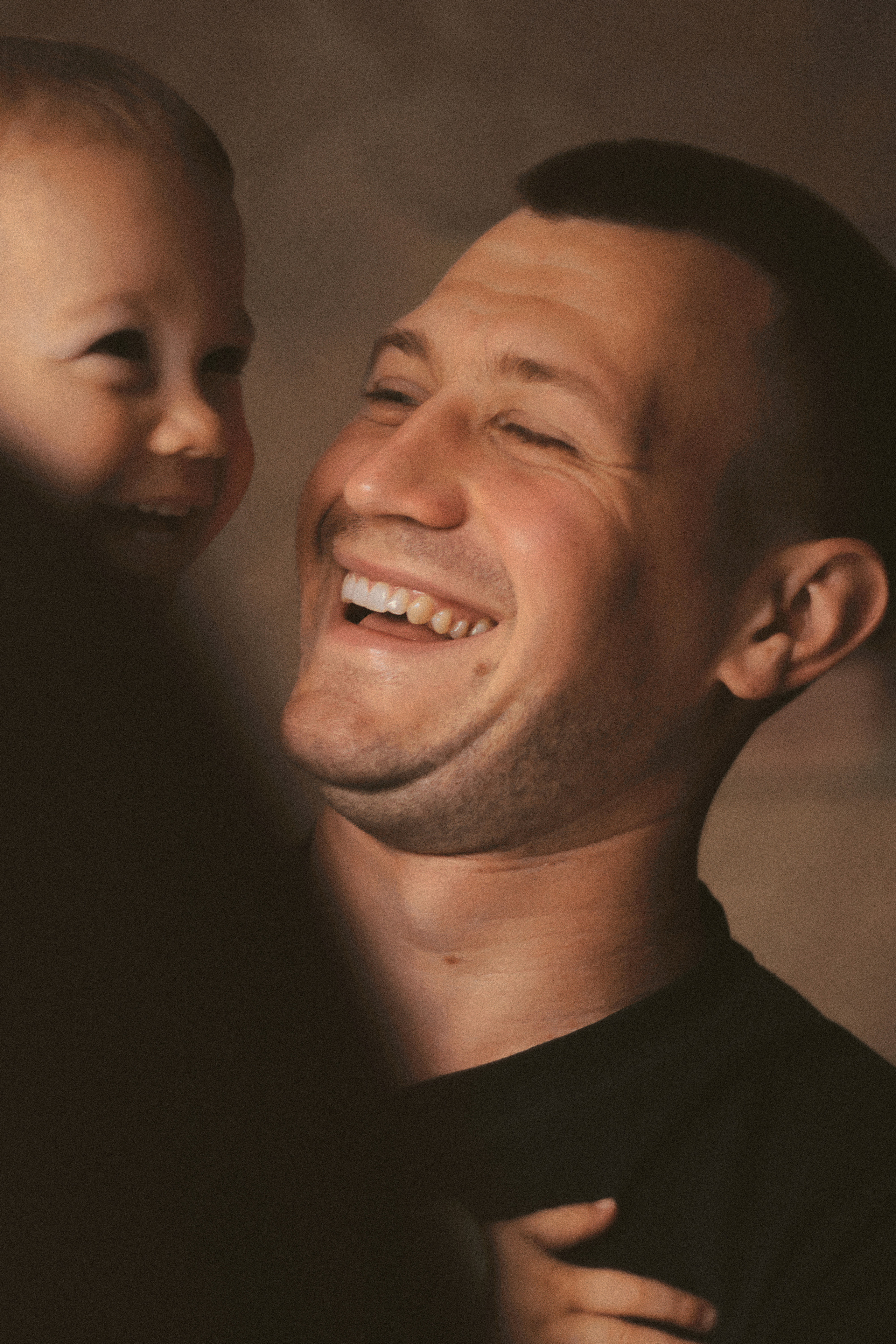 Я - старший, бо народився пару хвилин раніше від сестри. Сімейний фотограф в Києві