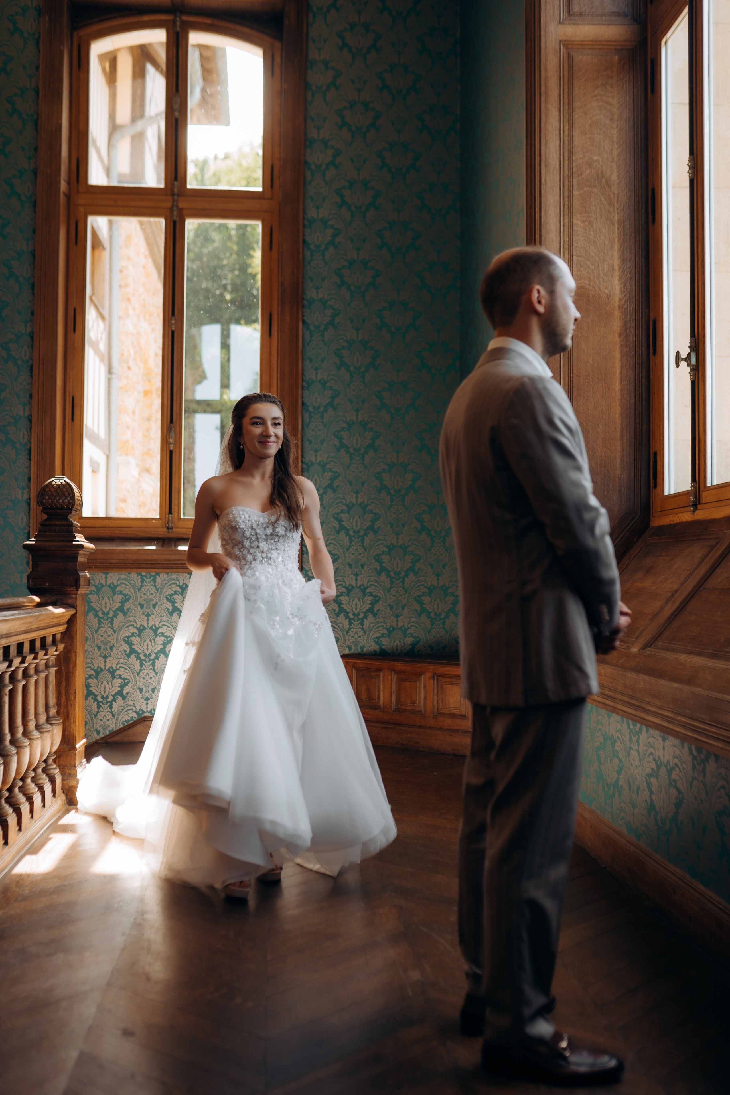 Свадебная фотосессия во французском замке. Professional photographer in Paris — Shybitska Iryna