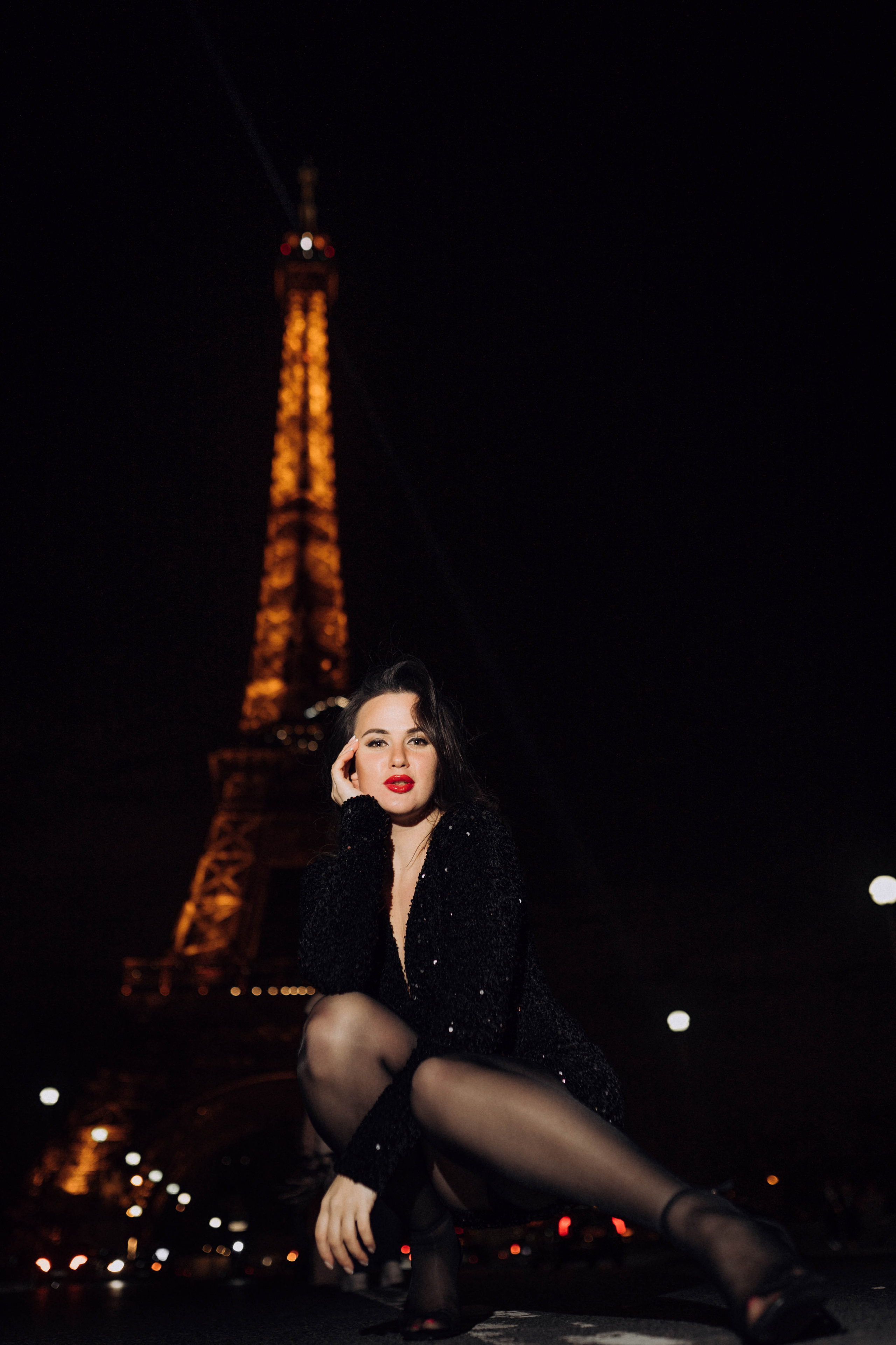 Night photo session in Paris. Professional photographer in Paris — Shybitska Iryna