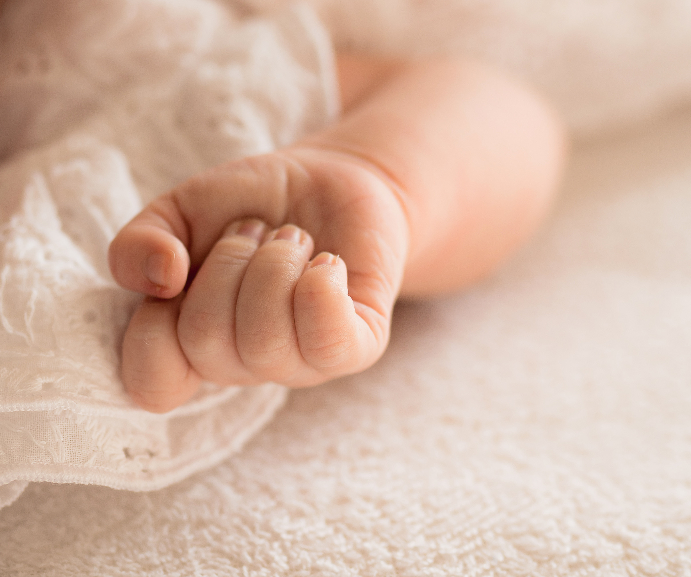 Домашня фотосесія новонародженого. Professional photographer in Paris — Shybitska Iryna