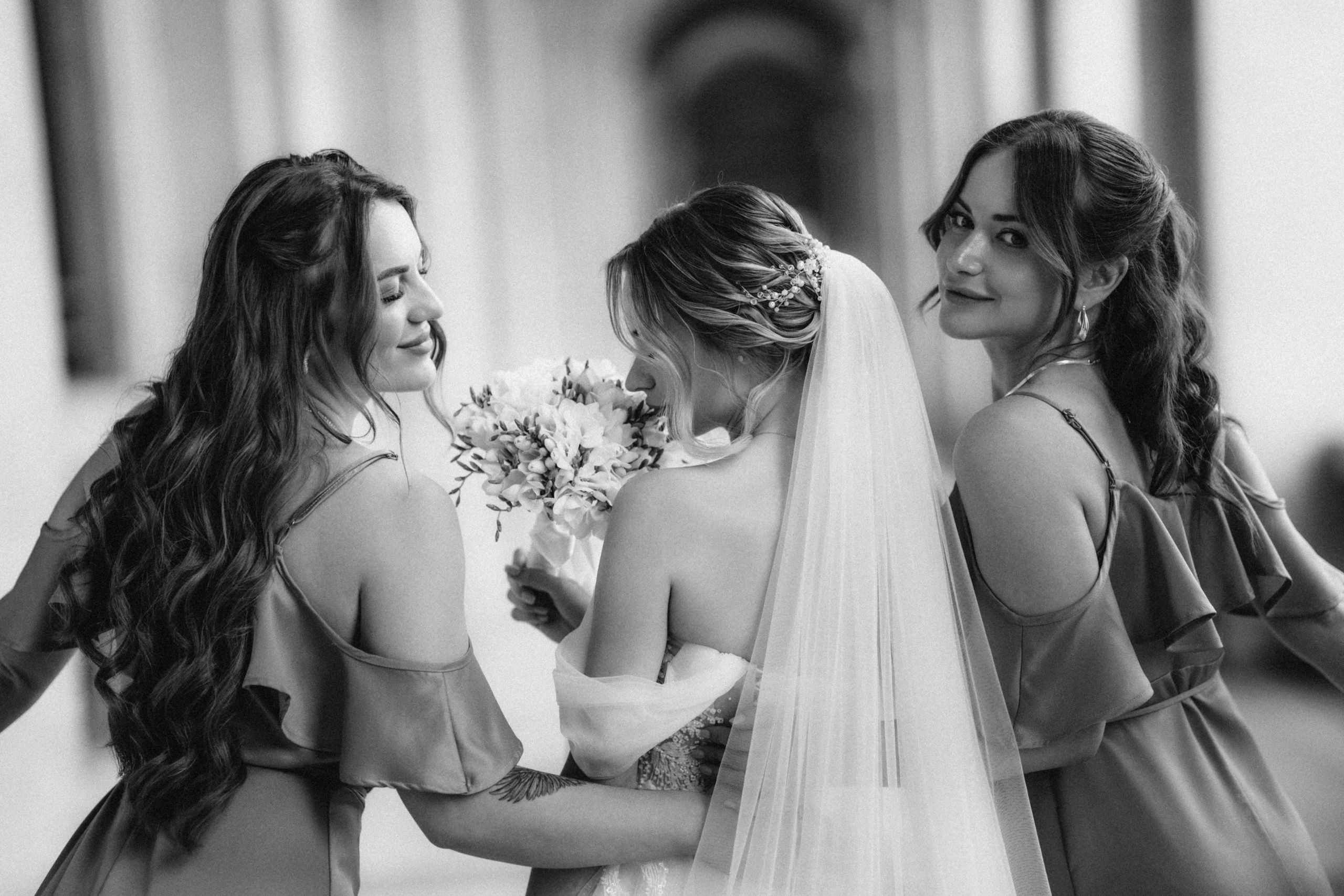 Wedding Day in Paris and Reception. Professional photographer in Paris — Shybitska Iryna