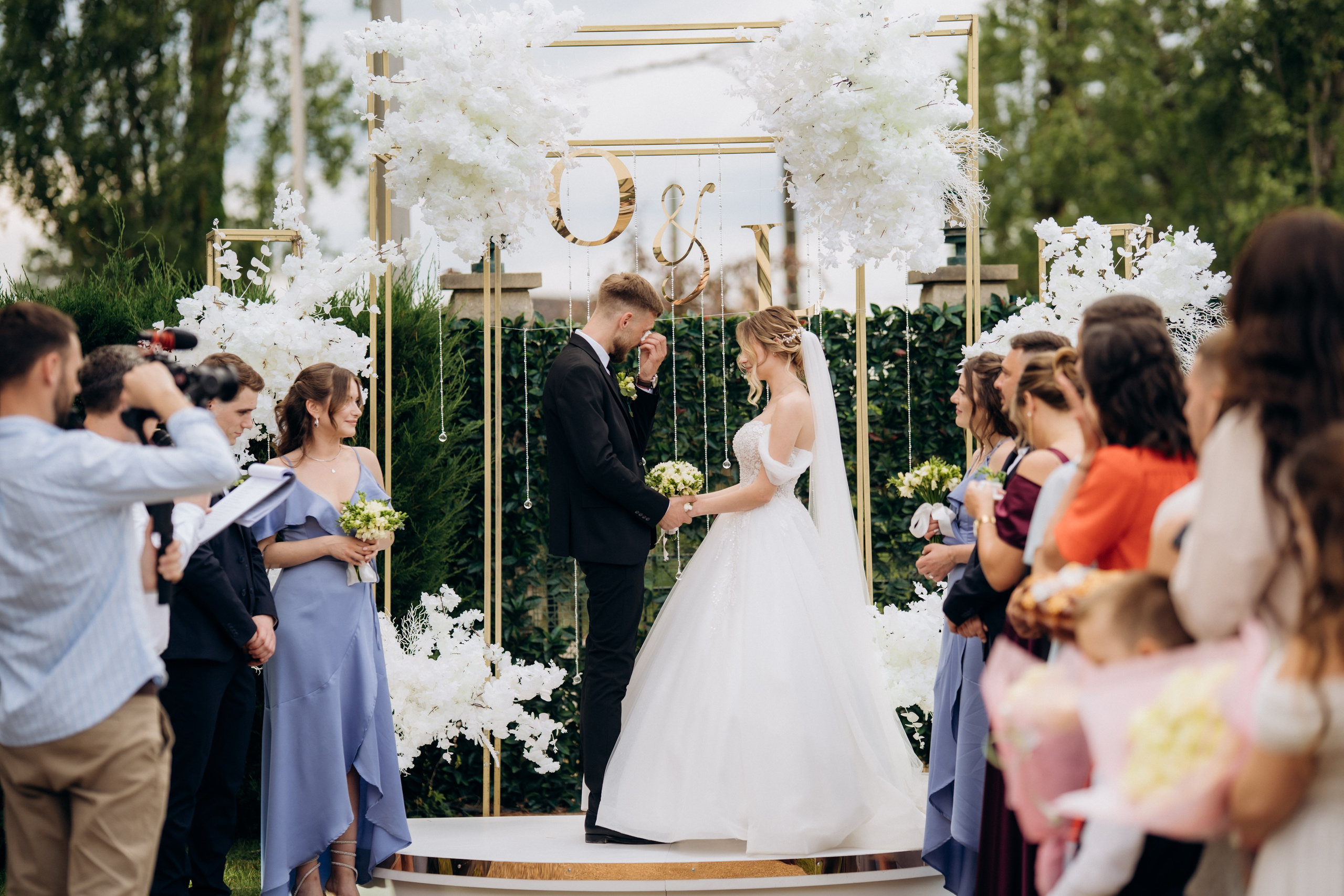 Wedding Day in Paris and Reception. Professional photographer in Paris — Shybitska Iryna