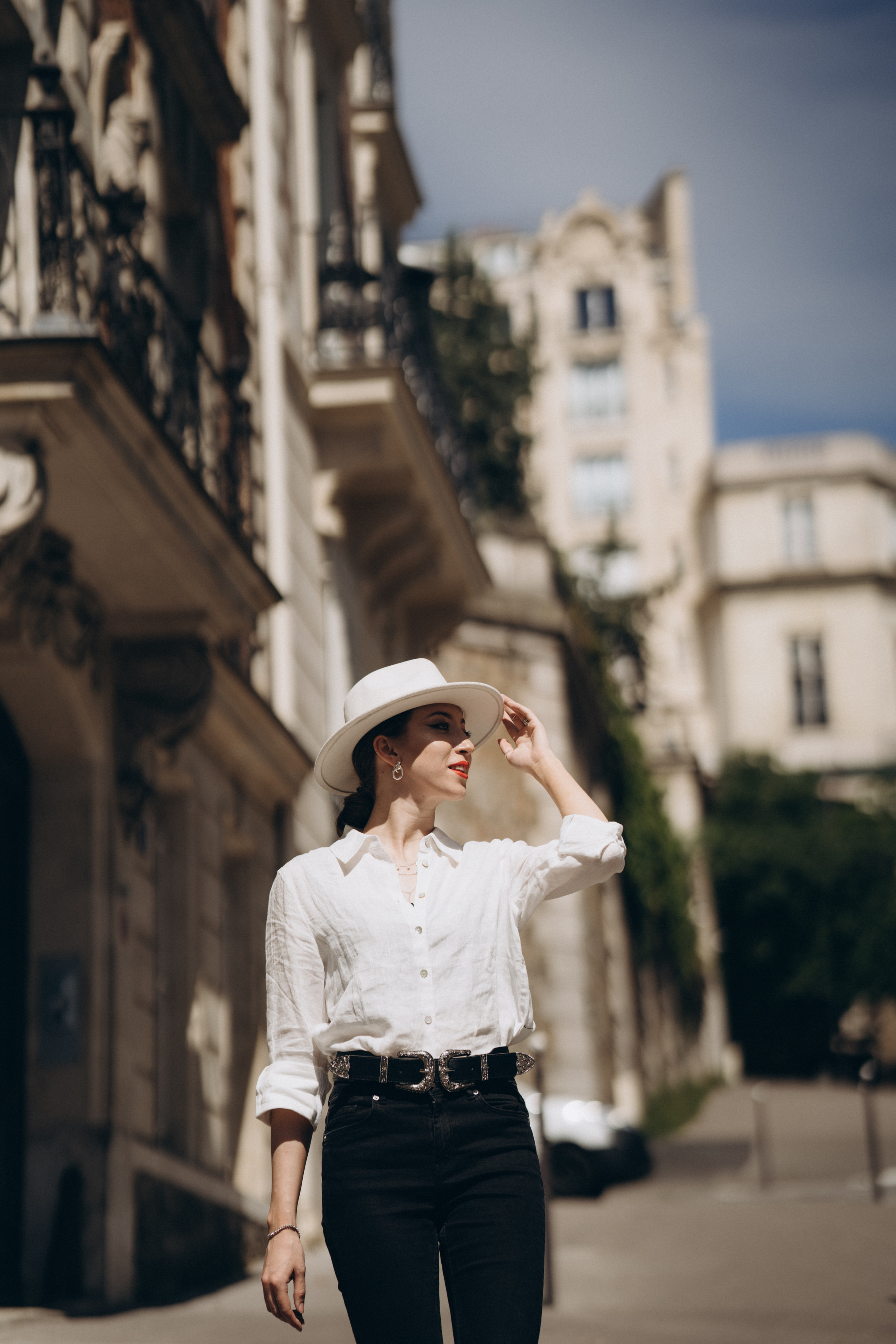 Photo shoot on the streets of Paris. Professional photographer in Paris — Shybitska Iryna