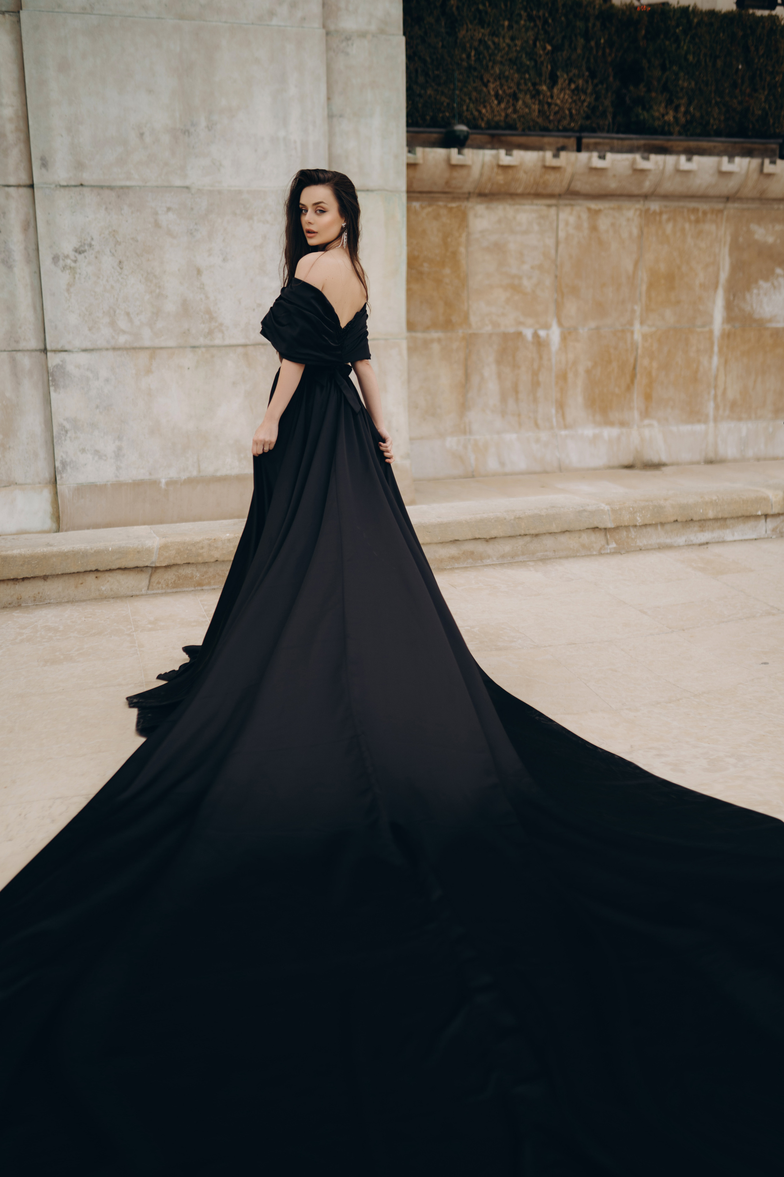 Eiffel Tower — Photo shoot. Professional photographer in Paris — Shybitska Iryna