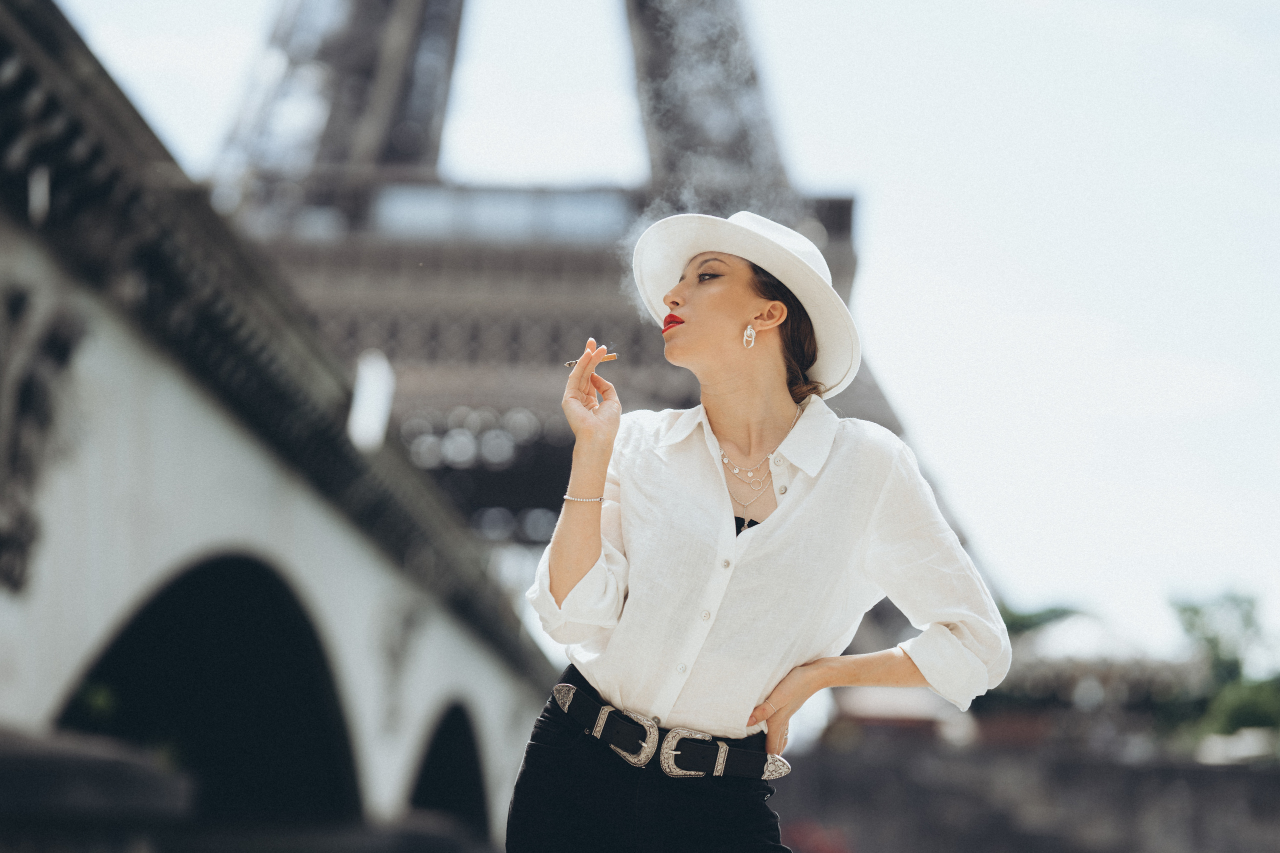 Photo shoot on the streets of Paris. Professional photographer in Paris — Shybitska Iryna