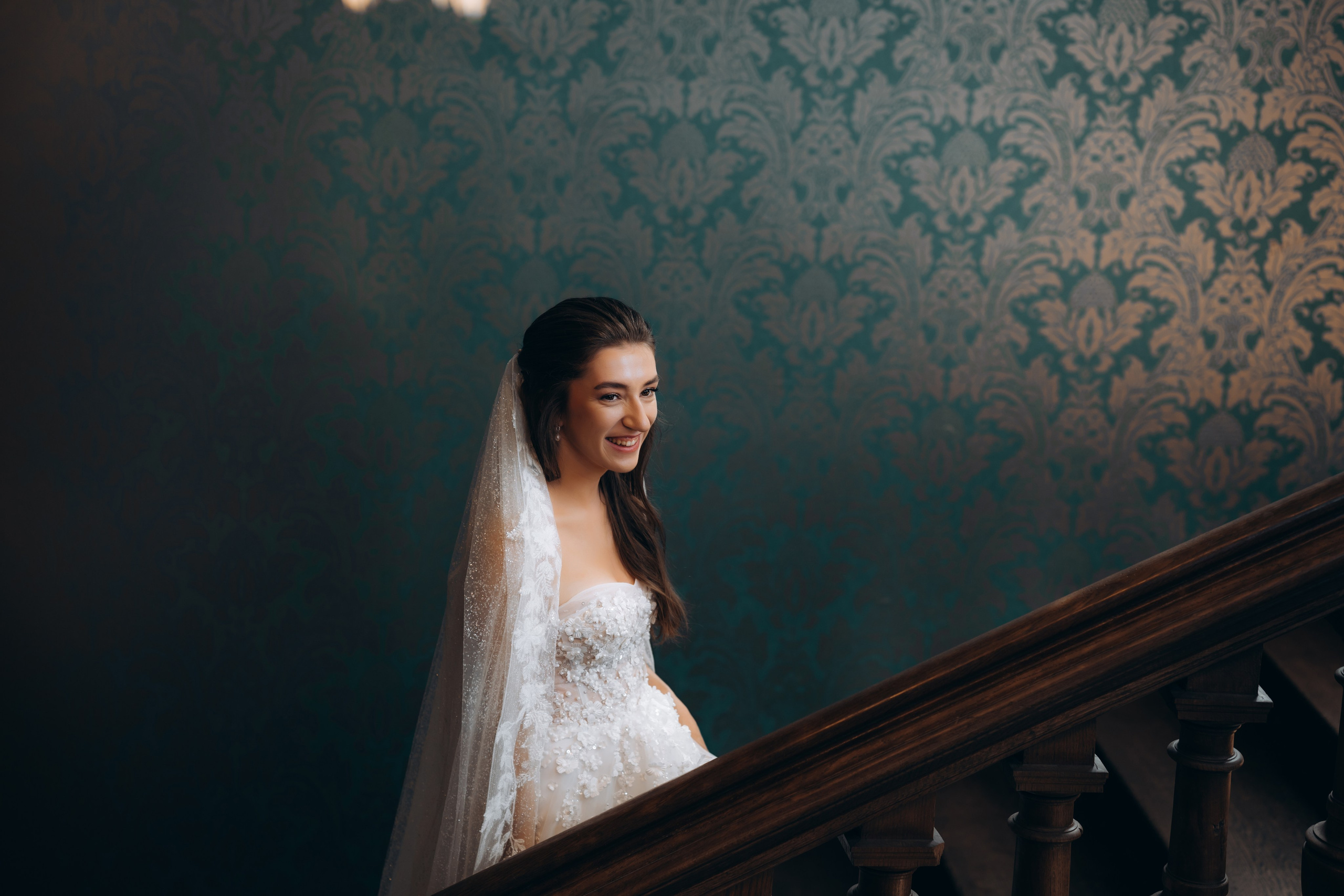 Свадебная фотосессия во французском замке. Professional photographer in Paris — Shybitska Iryna