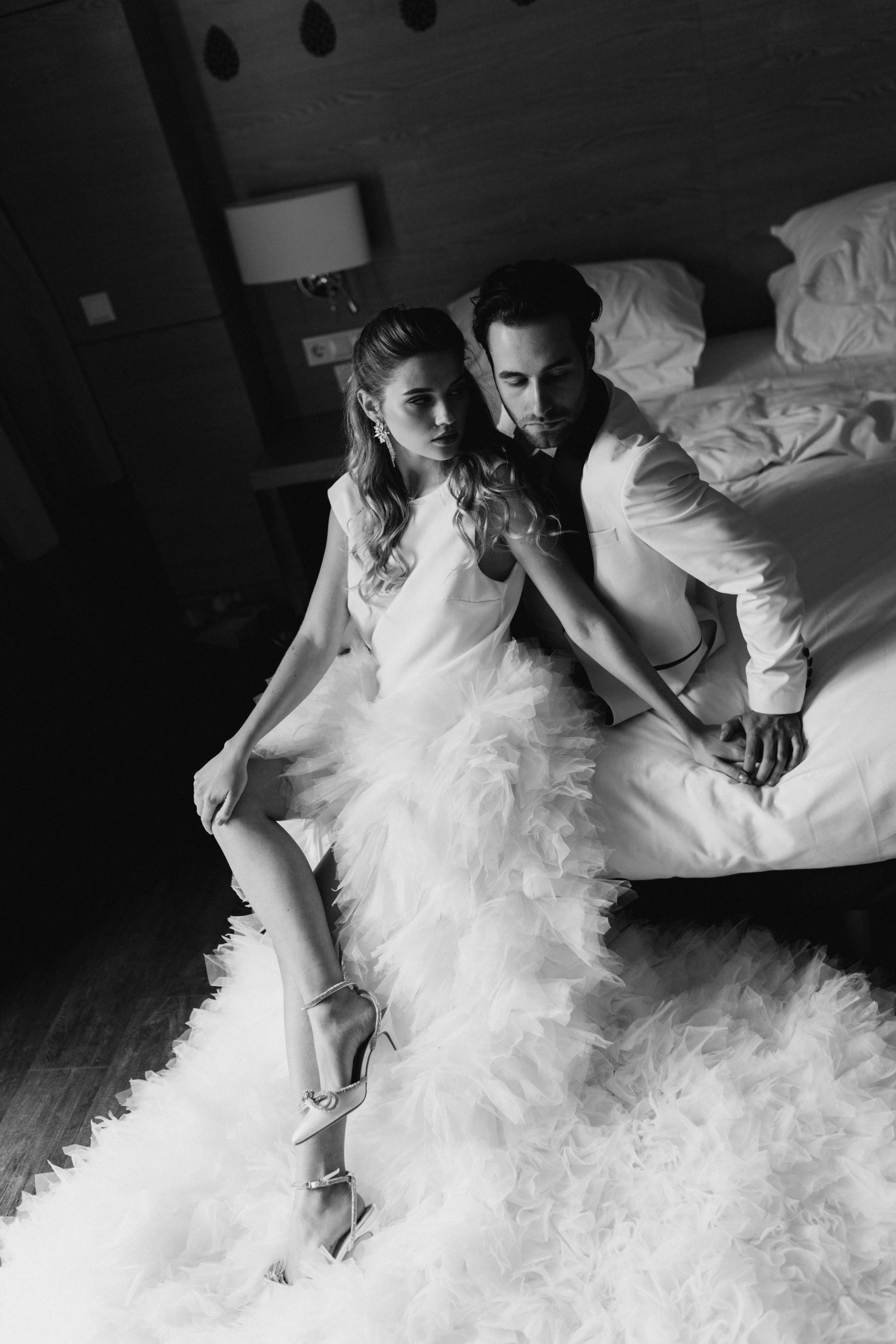 Весільна фотосесія в готелі. Professional photographer in Paris — Shybitska Iryna