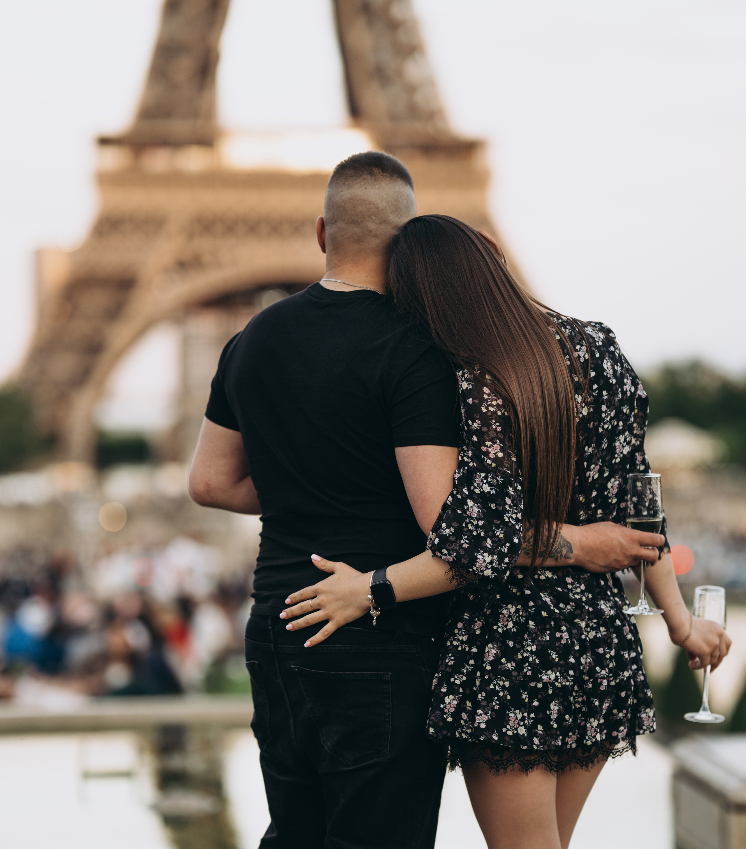 Engagement — Photo session lasts 1 hour. Professional photographer in Paris — Shybitska Iryna