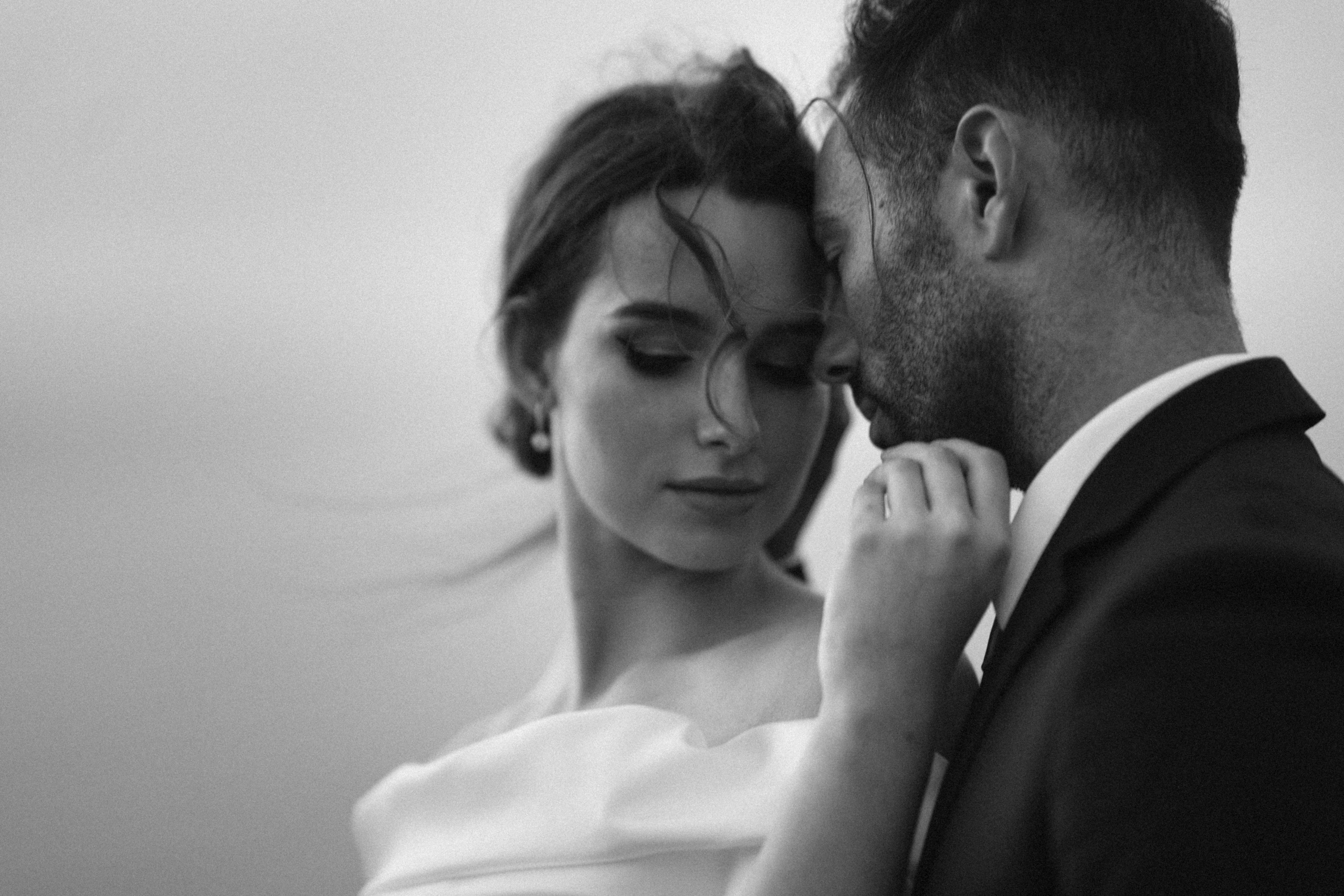 Wedding photo shoot. Professional photographer in Paris — Shybitska Iryna