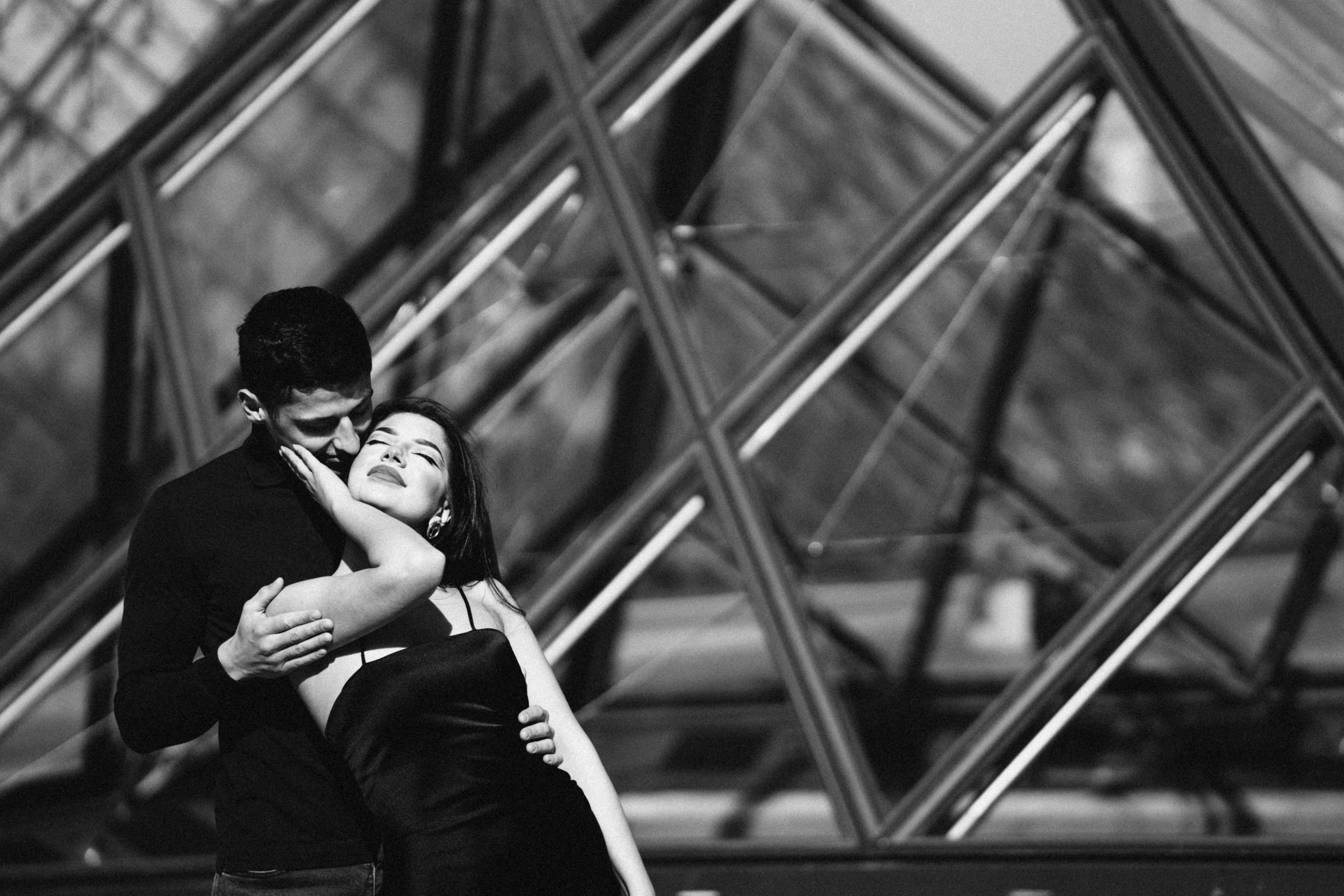 Love story — Photo session lasts 1.5 hours. Professional photographer in Paris — Shybitska Iryna