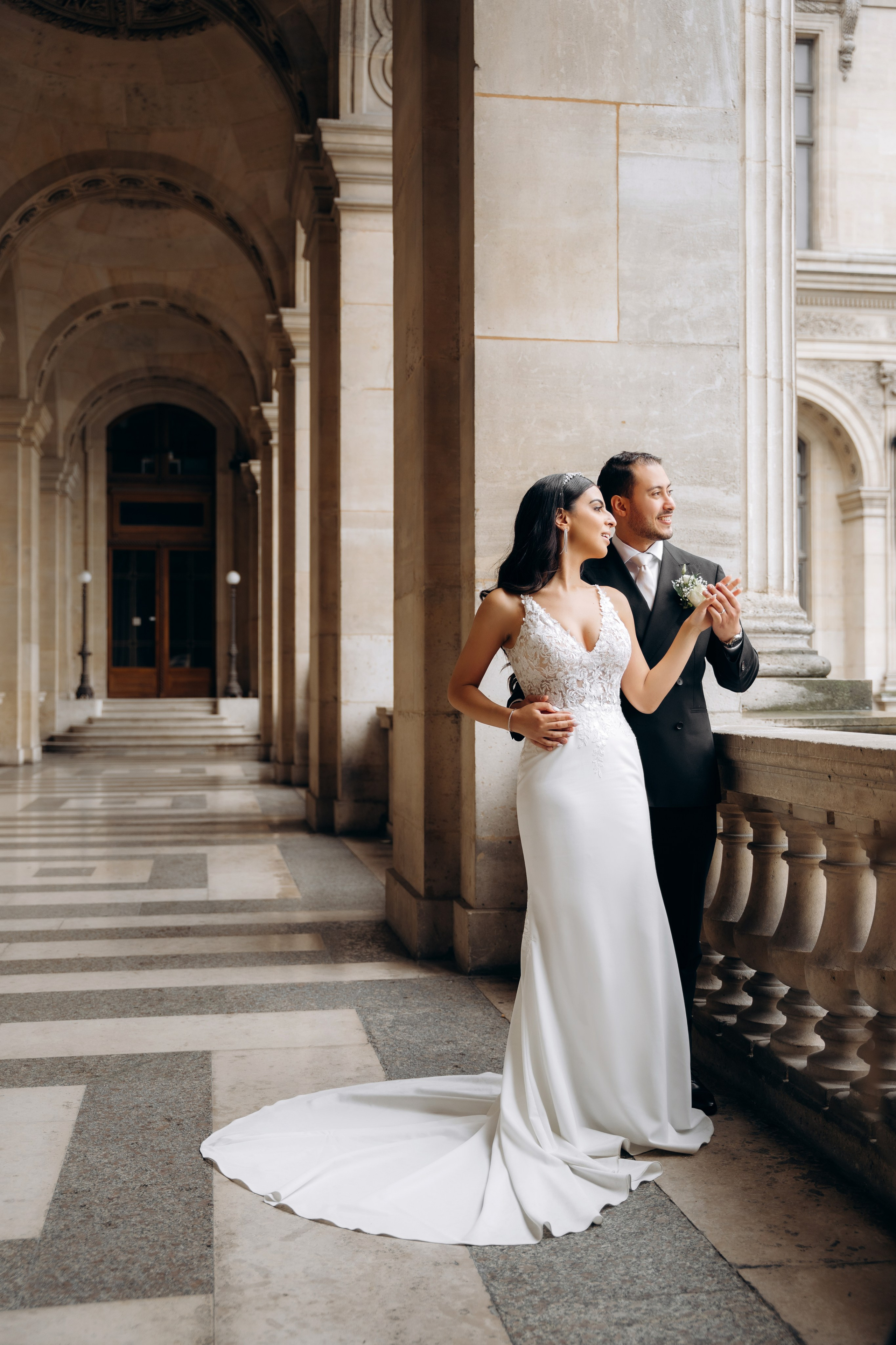 Wedding photo shoot in France_Cabriolet_Paris. Professional photographer in Paris — Shybitska Iryna