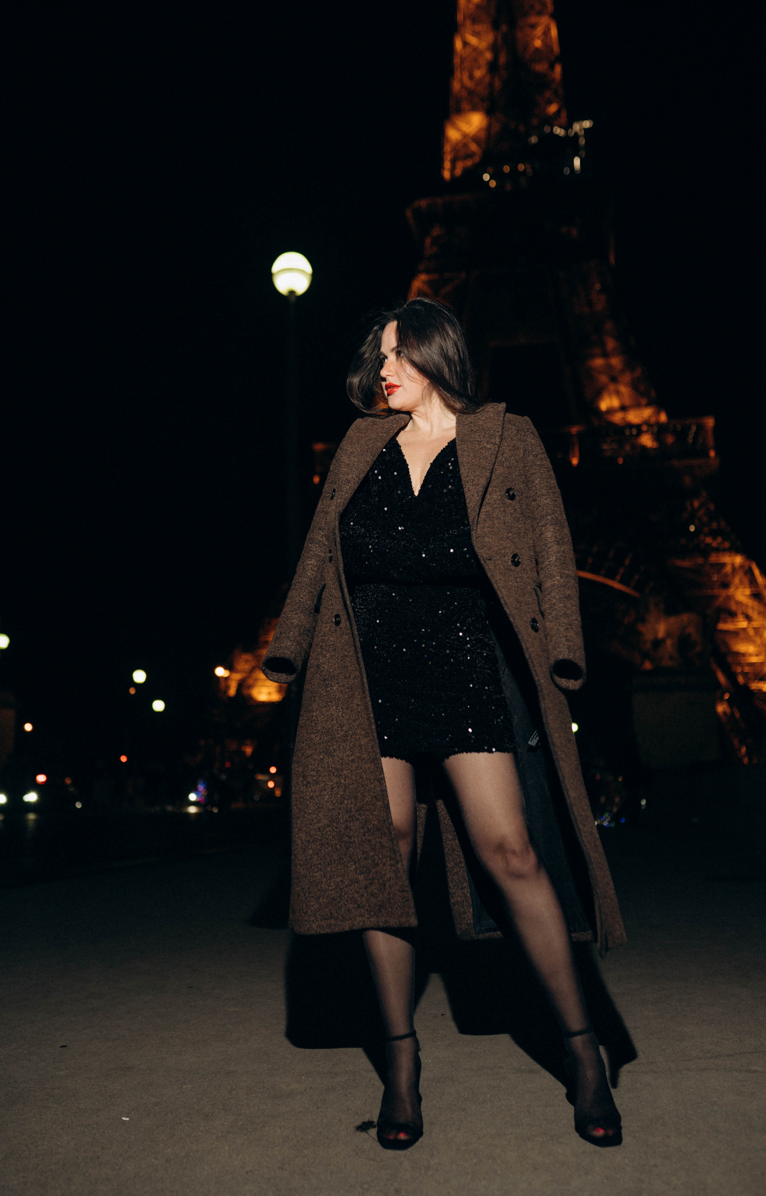 Night photo session in Paris. Professional photographer in Paris — Shybitska Iryna
