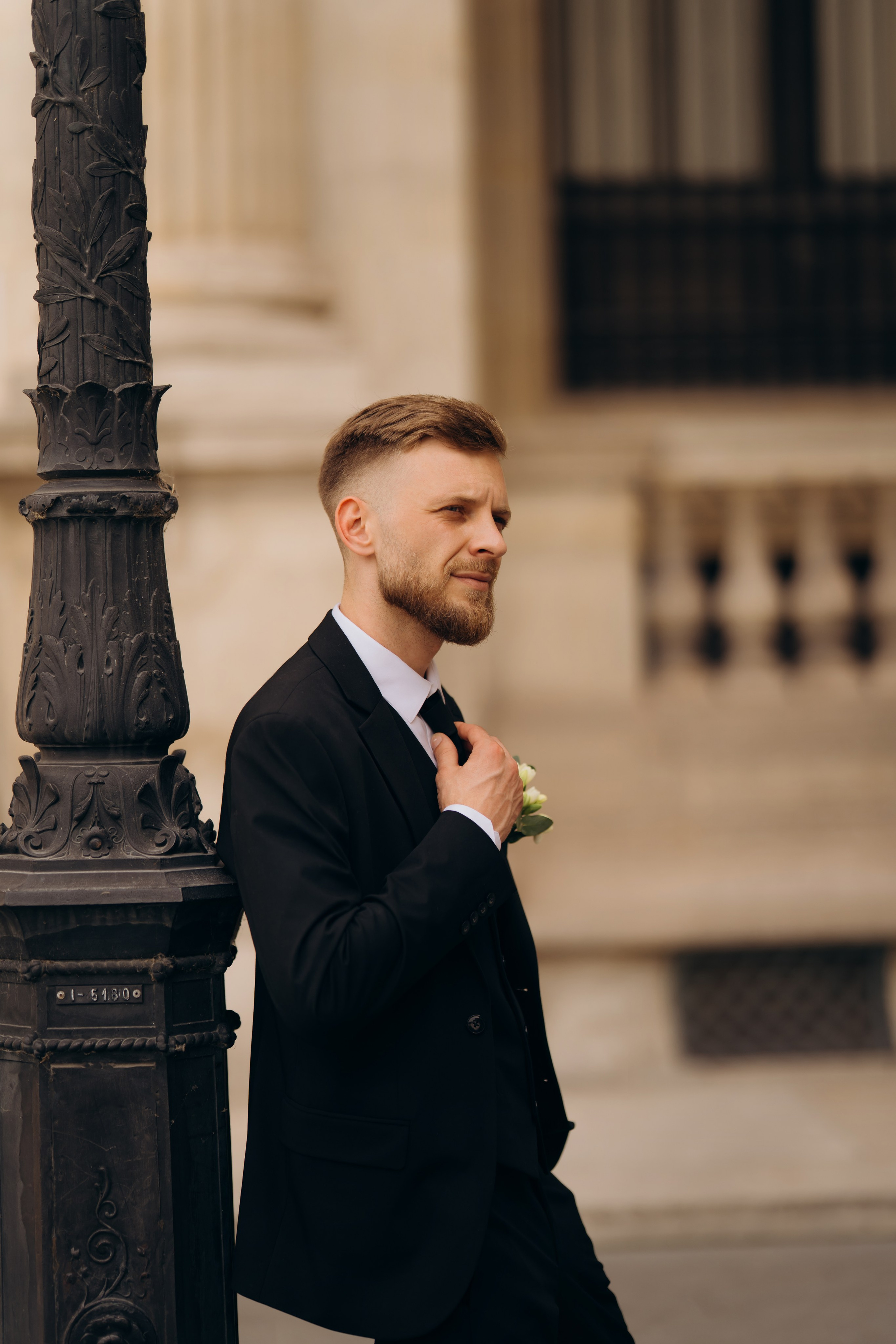 Wedding Day in Paris and Reception. Professional photographer in Paris — Shybitska Iryna