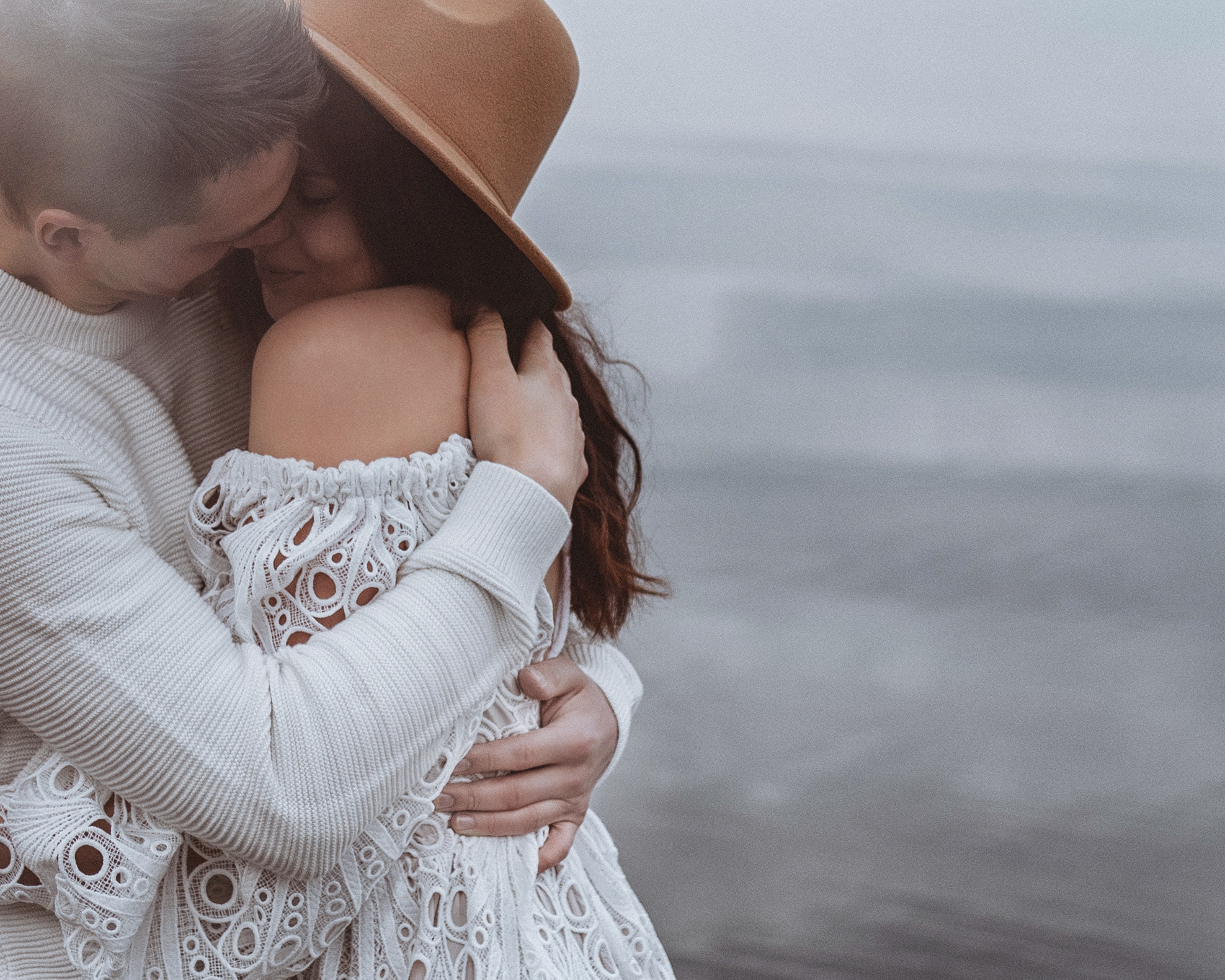 У озера. Professional photographer in Paris — Shybitska Iryna