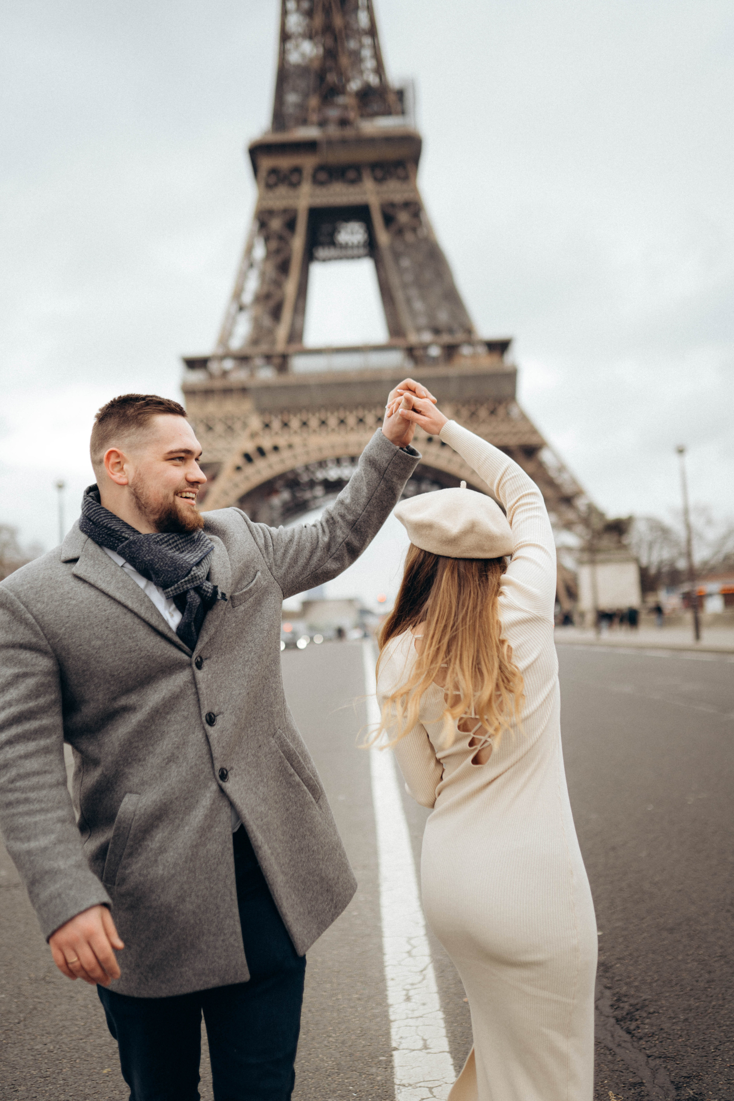 Ideas for a photo shoot in Paris. Professional photographer in Paris — Shybitska Iryna