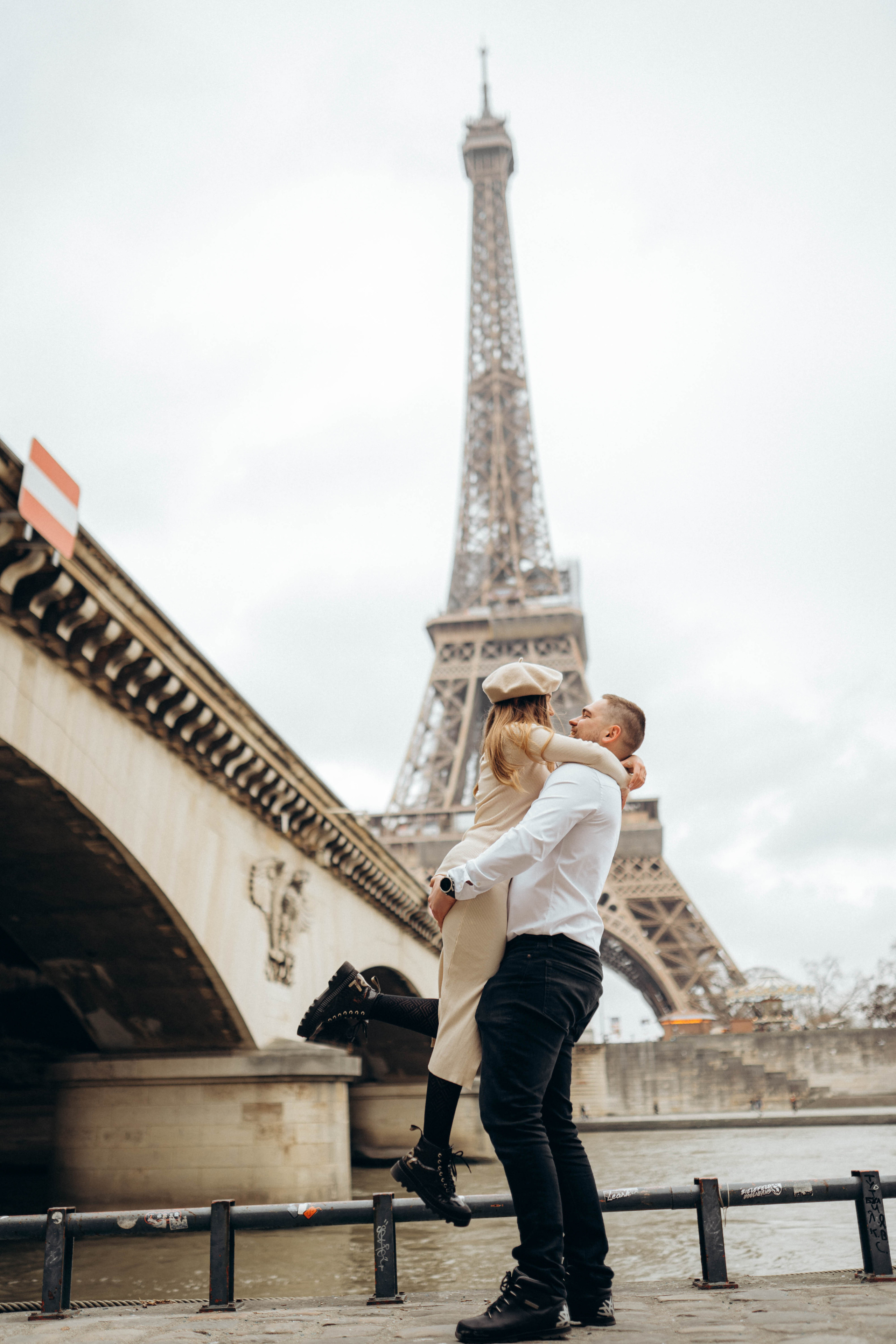 Ideas for a photo shoot in Paris. Professional photographer in Paris — Shybitska Iryna