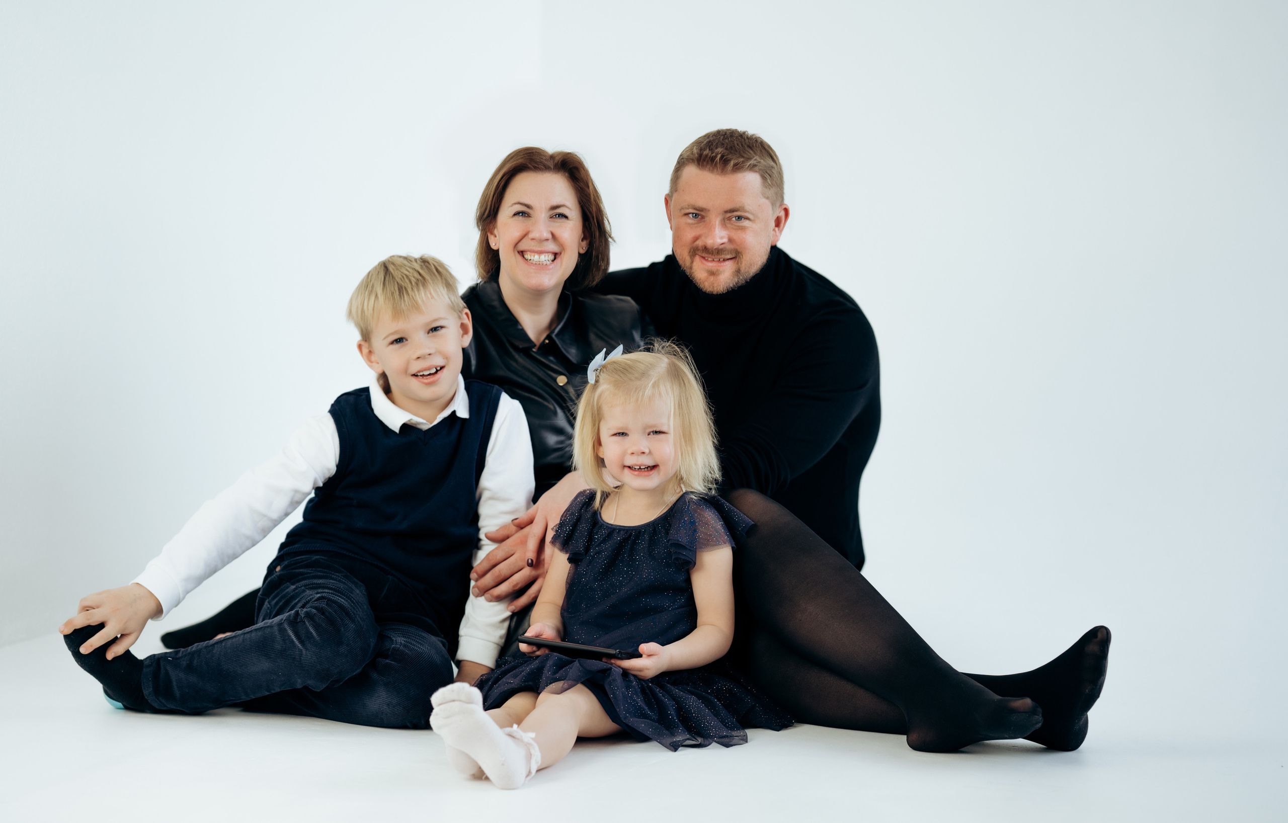 Портретна фотосесія в студії. Professional photographer in Paris — Shybitska Iryna