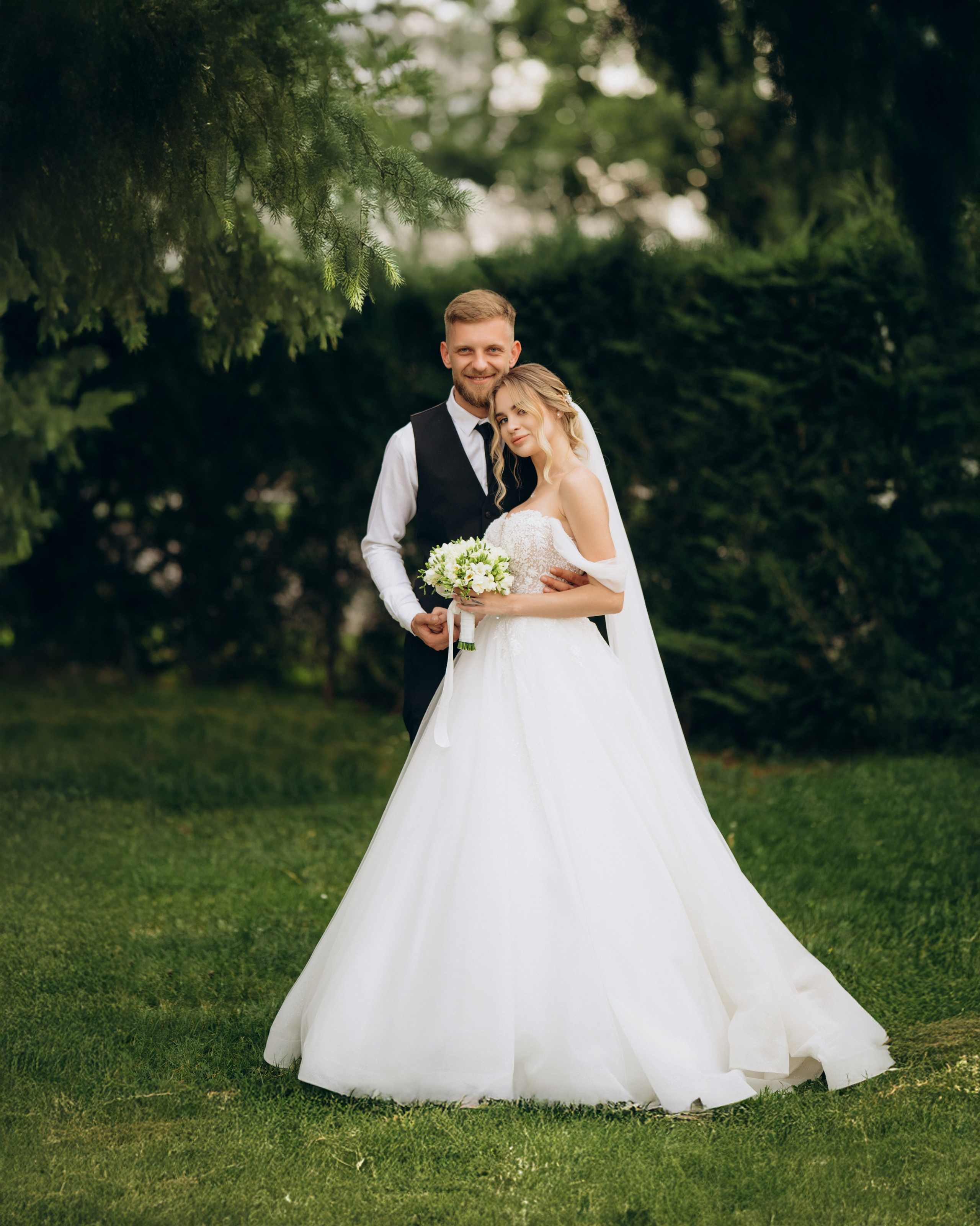 Wedding Day in Paris and Reception. Professional photographer in Paris — Shybitska Iryna