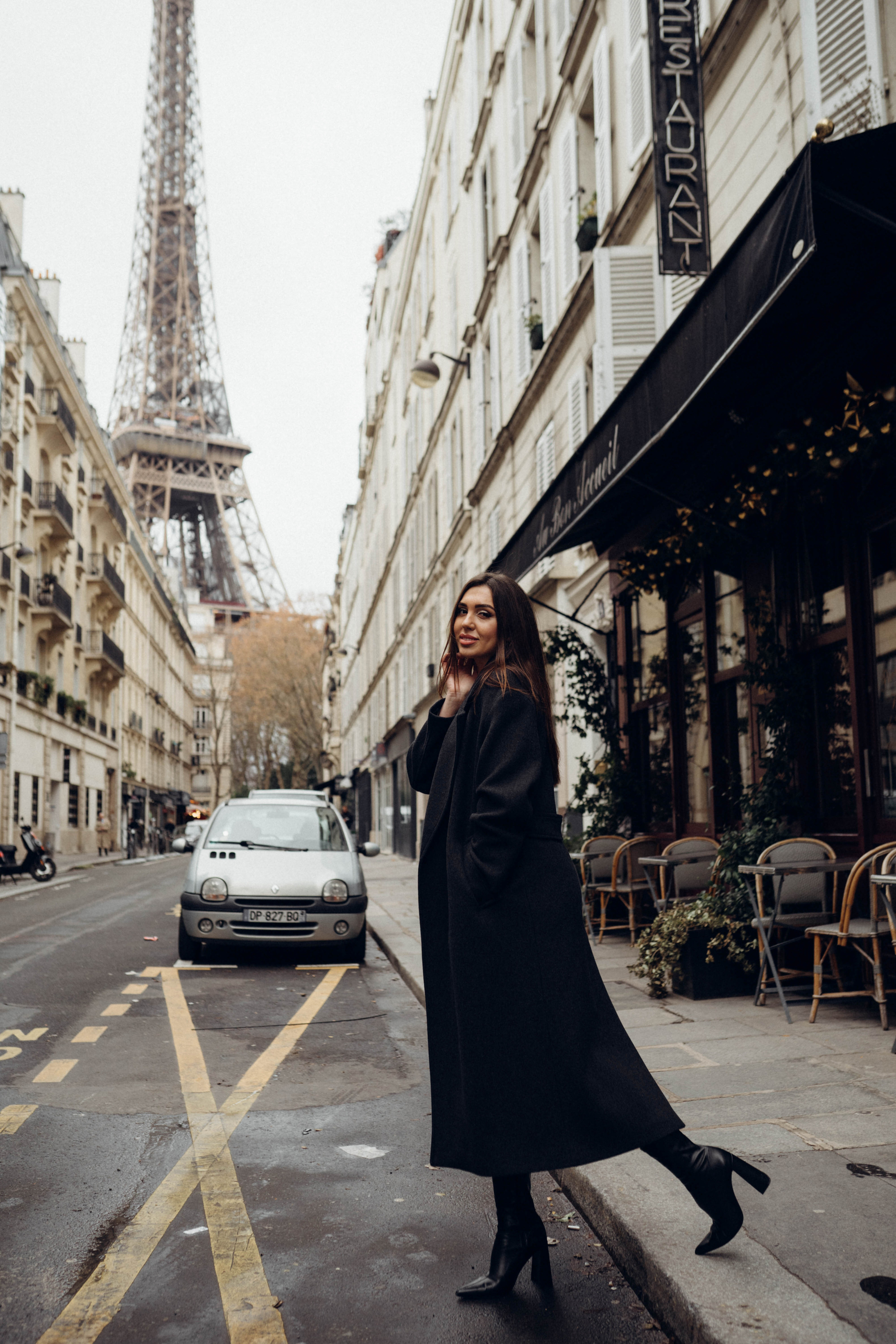 Eiffel Tower — Photo session lasts 2 hours. Professional photographer in Paris — Shybitska Iryna