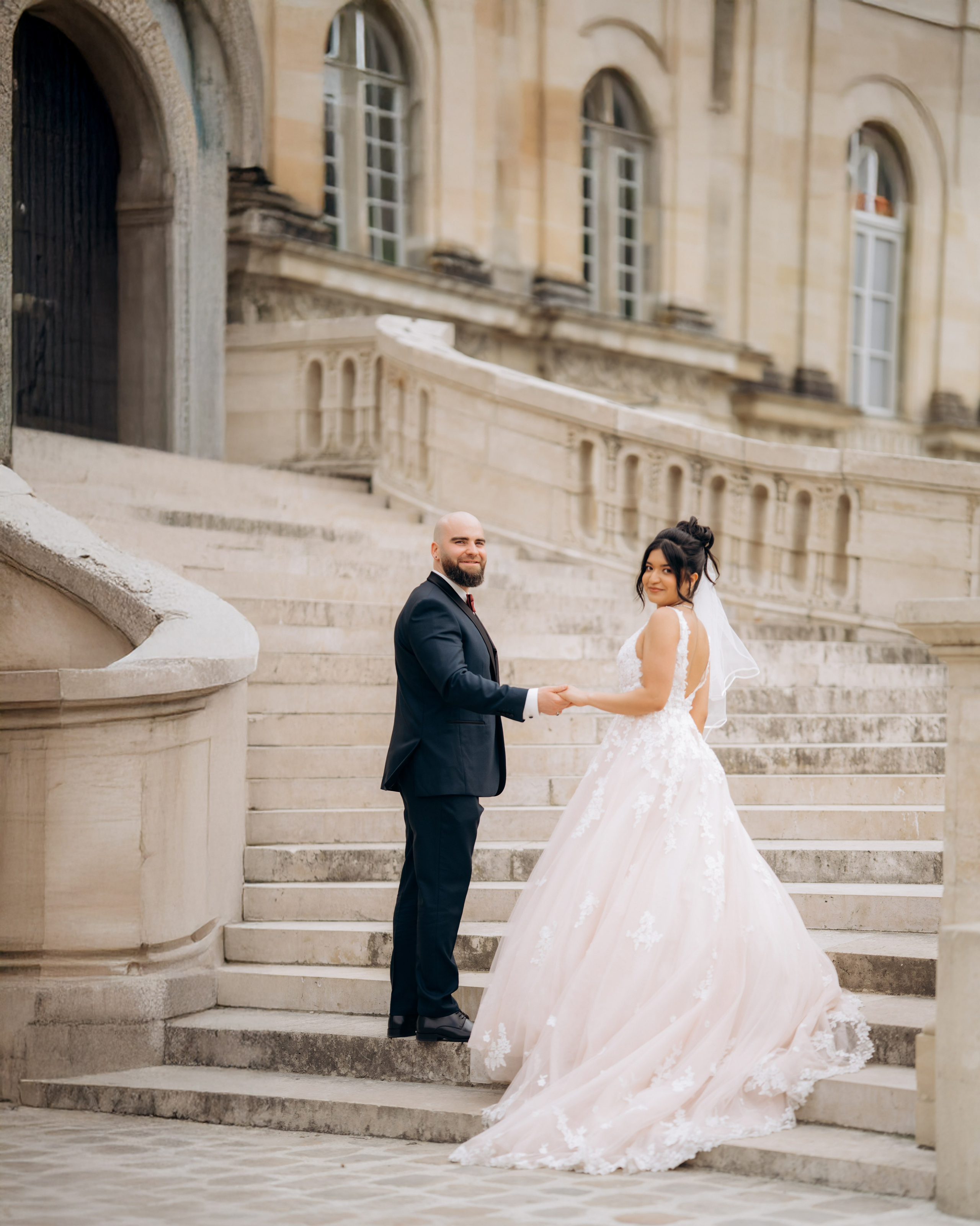 Town hall civil ceremony & wedding photoshoot in France. Professional photographer in Paris — Shybitska Iryna