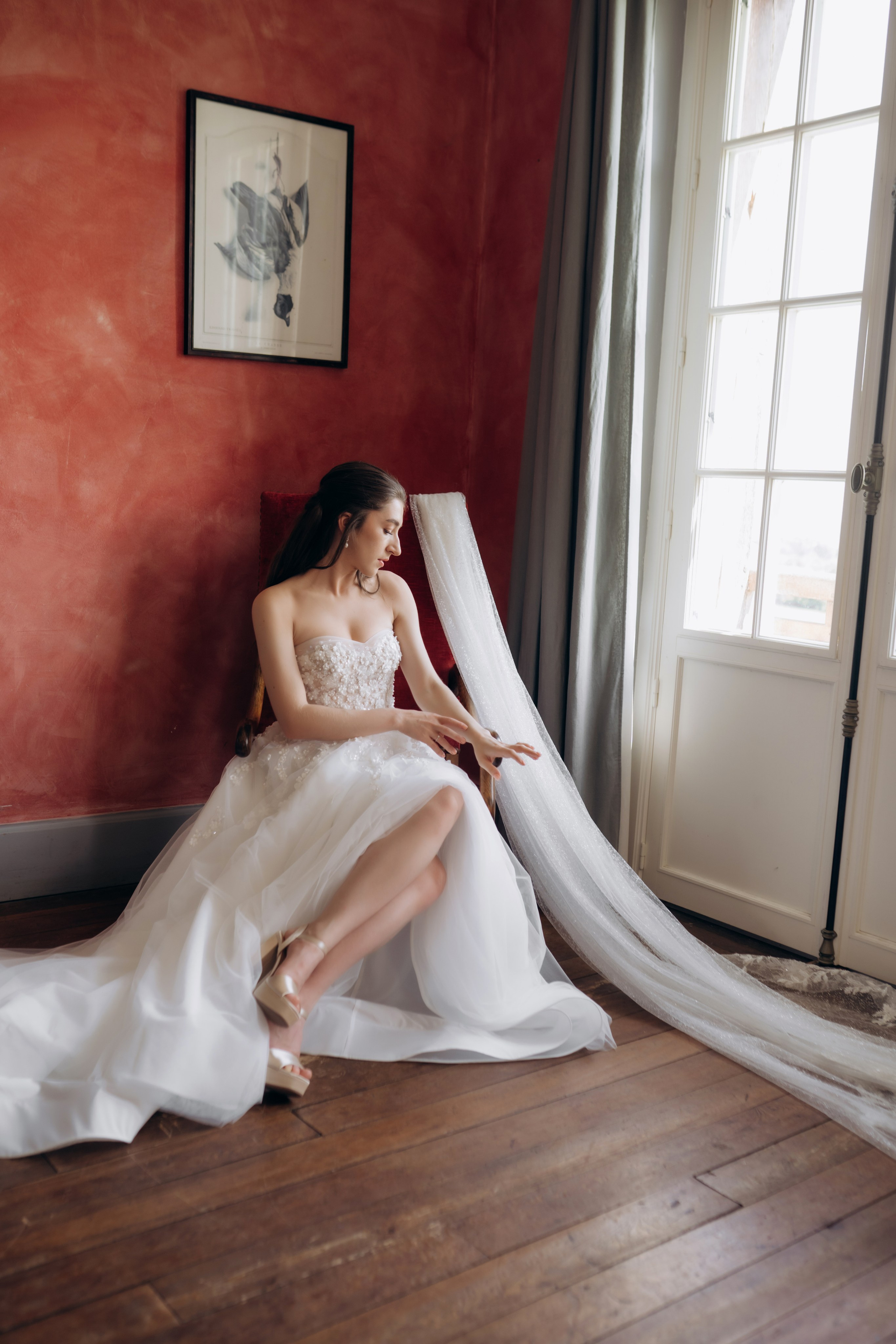 Свадебная фотосессия во французском замке. Professional photographer in Paris — Shybitska Iryna