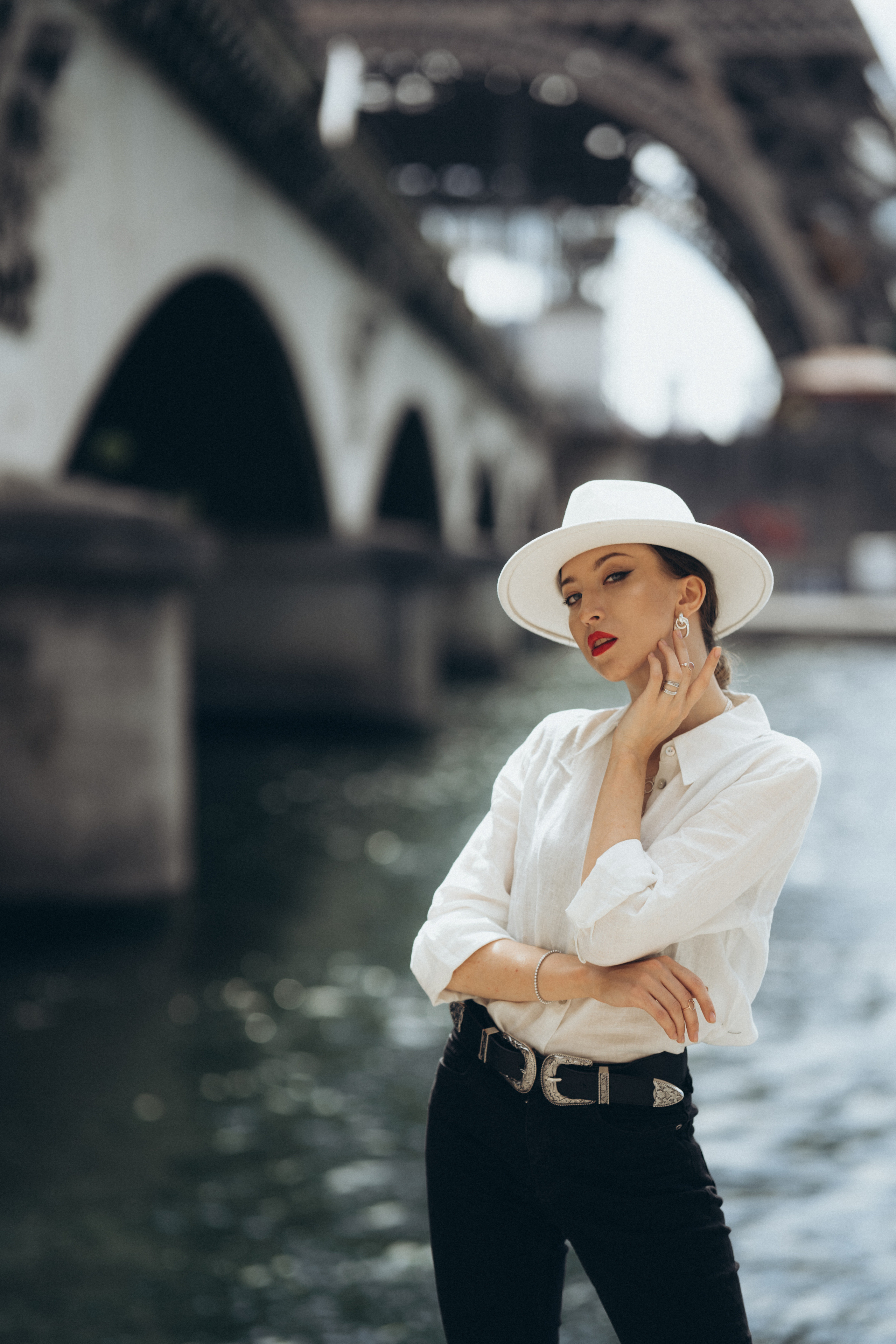 Photo shoot on the streets of Paris. Professional photographer in Paris — Shybitska Iryna