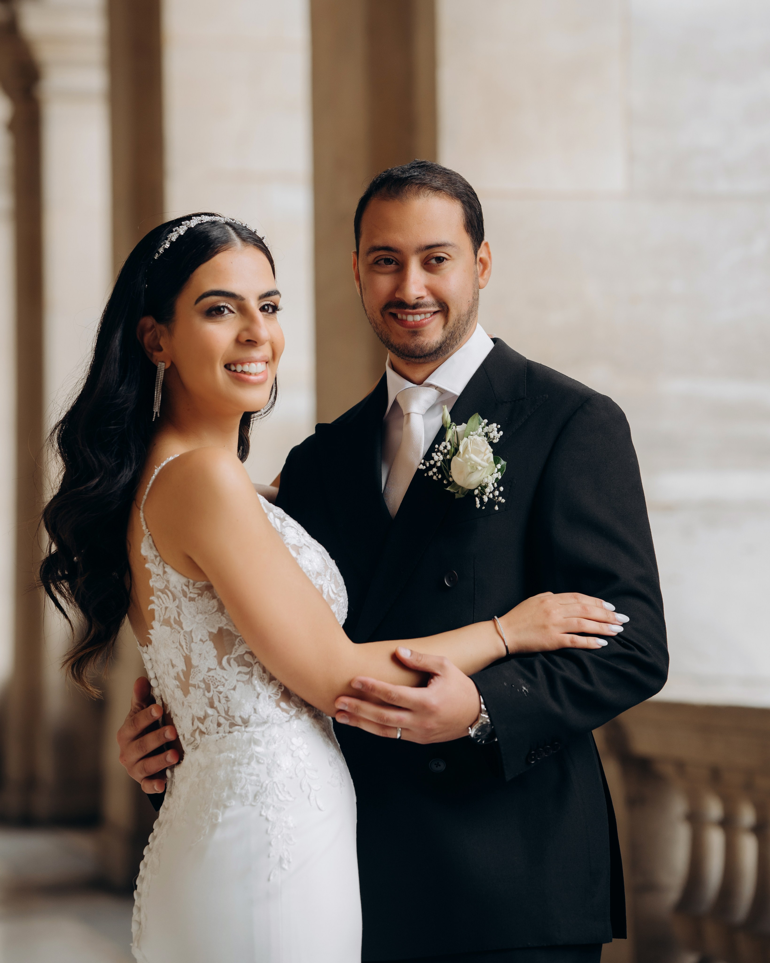 Wedding photo shoot in France_Cabriolet_Paris. Professional photographer in Paris — Shybitska Iryna