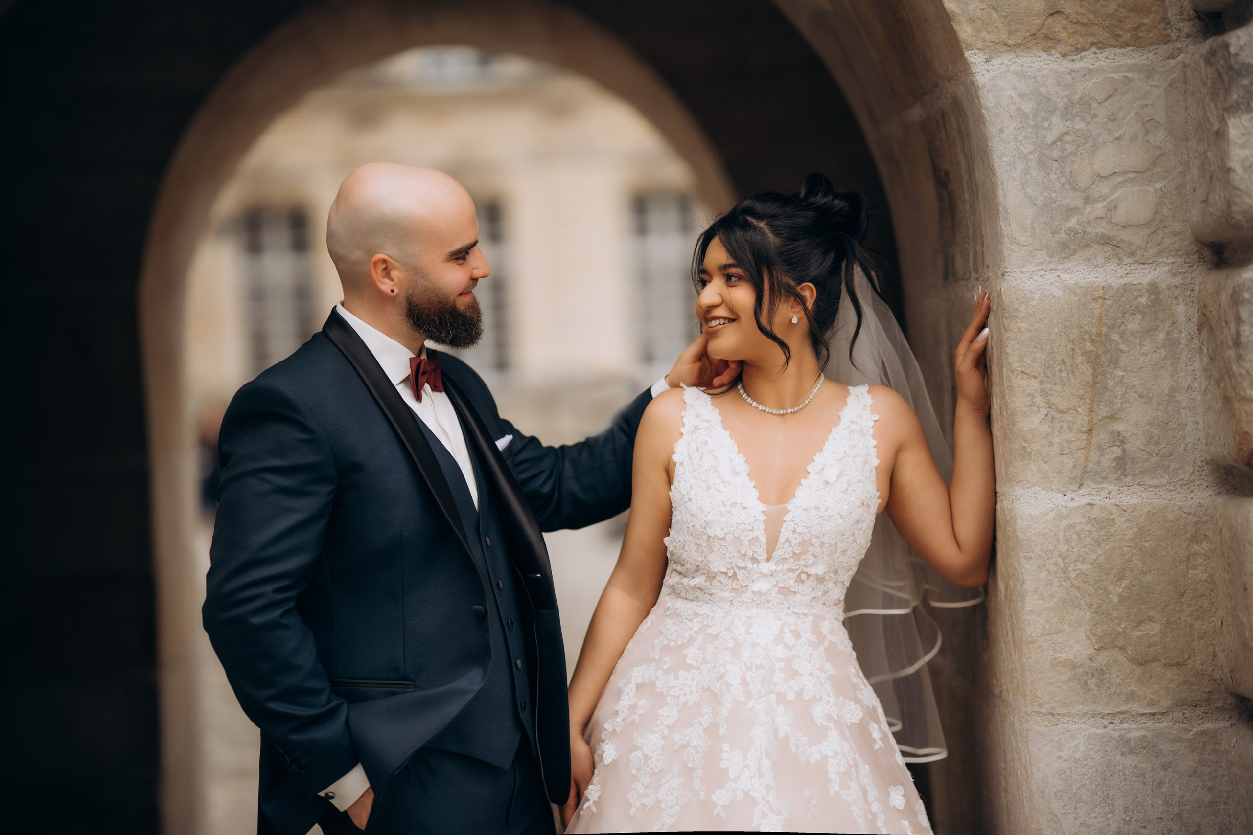 Town hall civil ceremony & wedding photoshoot in France. Professional photographer in Paris — Shybitska Iryna