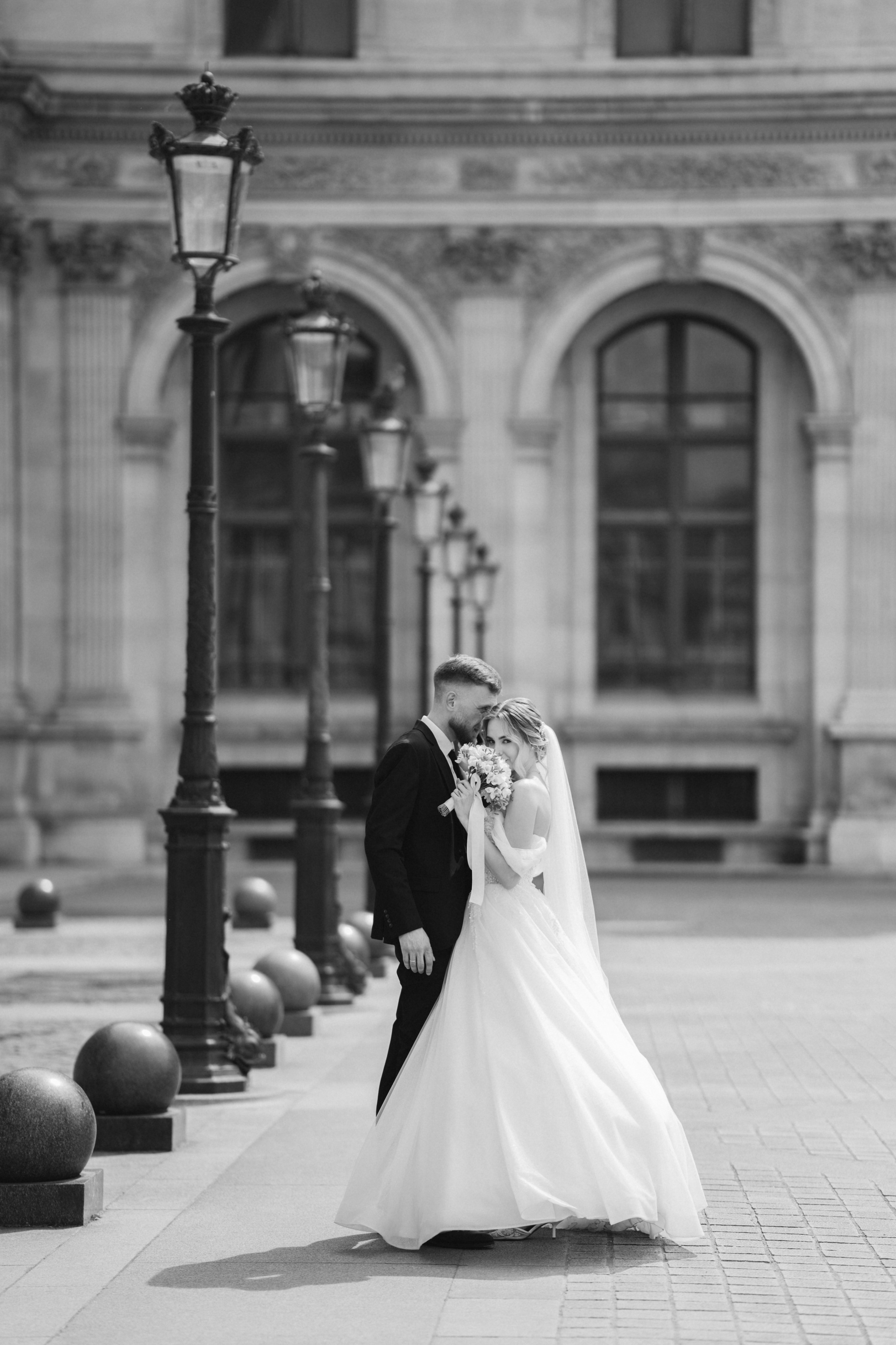 Wedding Day in Paris and Reception. Professional photographer in Paris — Shybitska Iryna