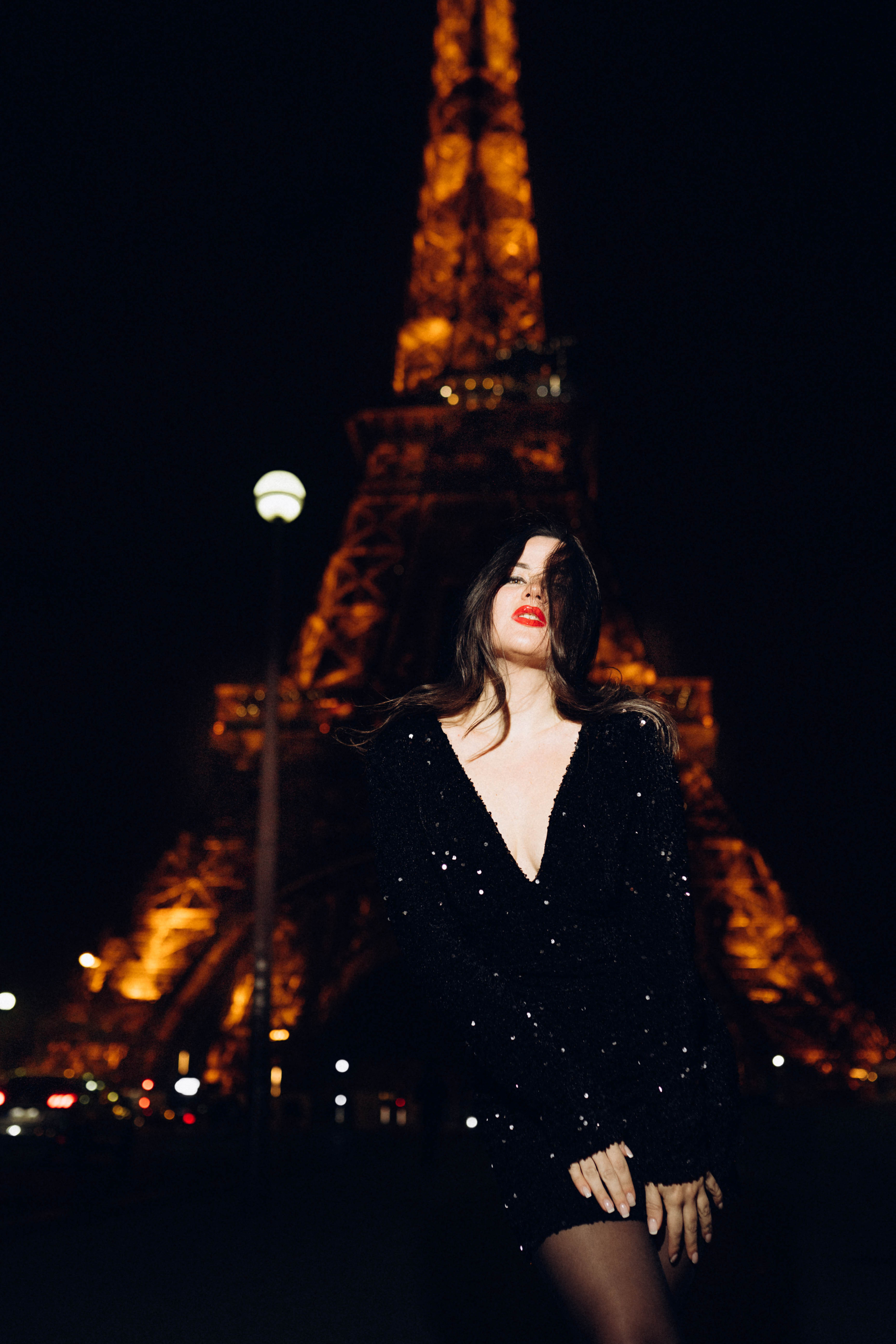 Night photo session in Paris. Professional photographer in Paris — Shybitska Iryna