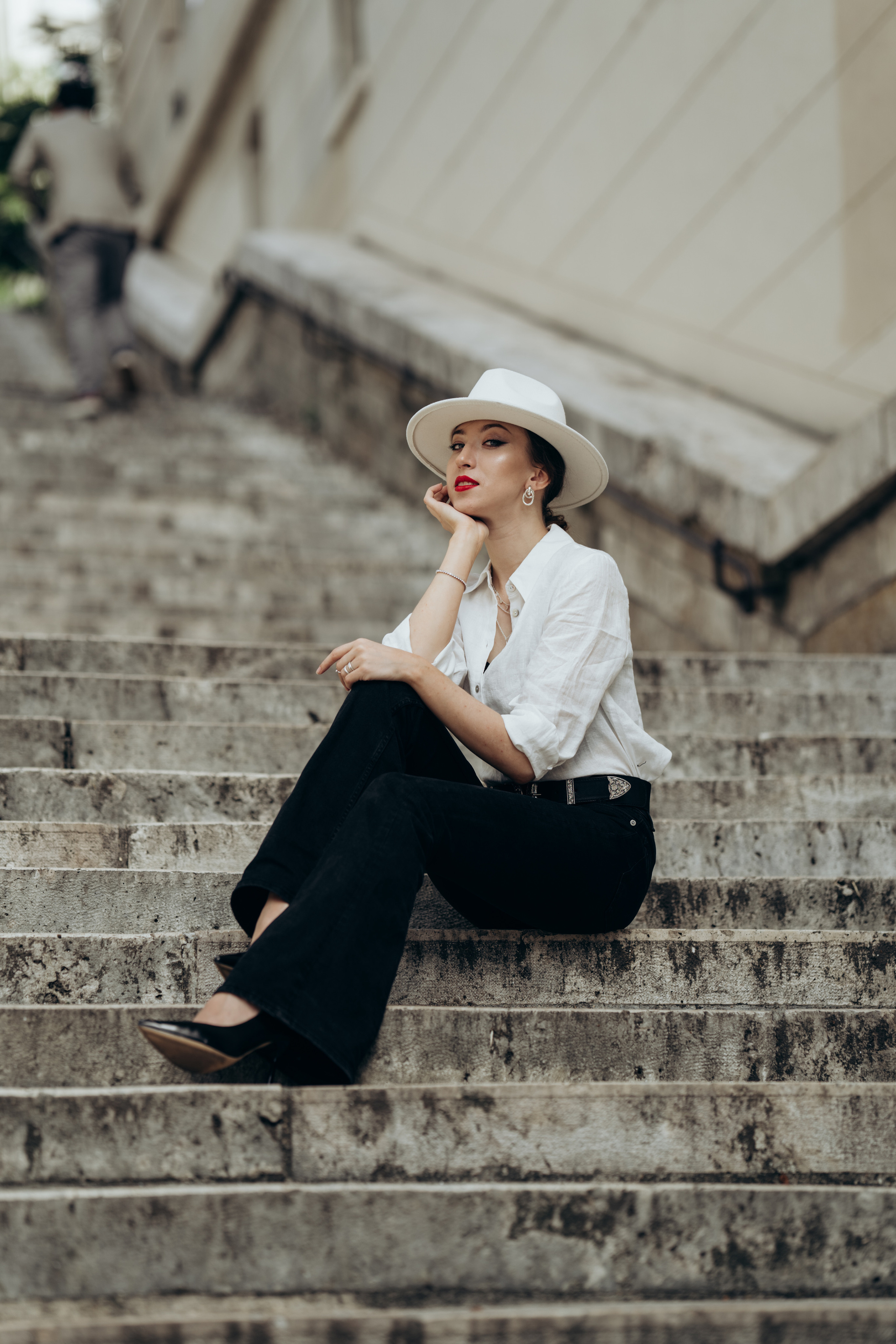 Photo shoot on the streets of Paris. Professional photographer in Paris — Shybitska Iryna