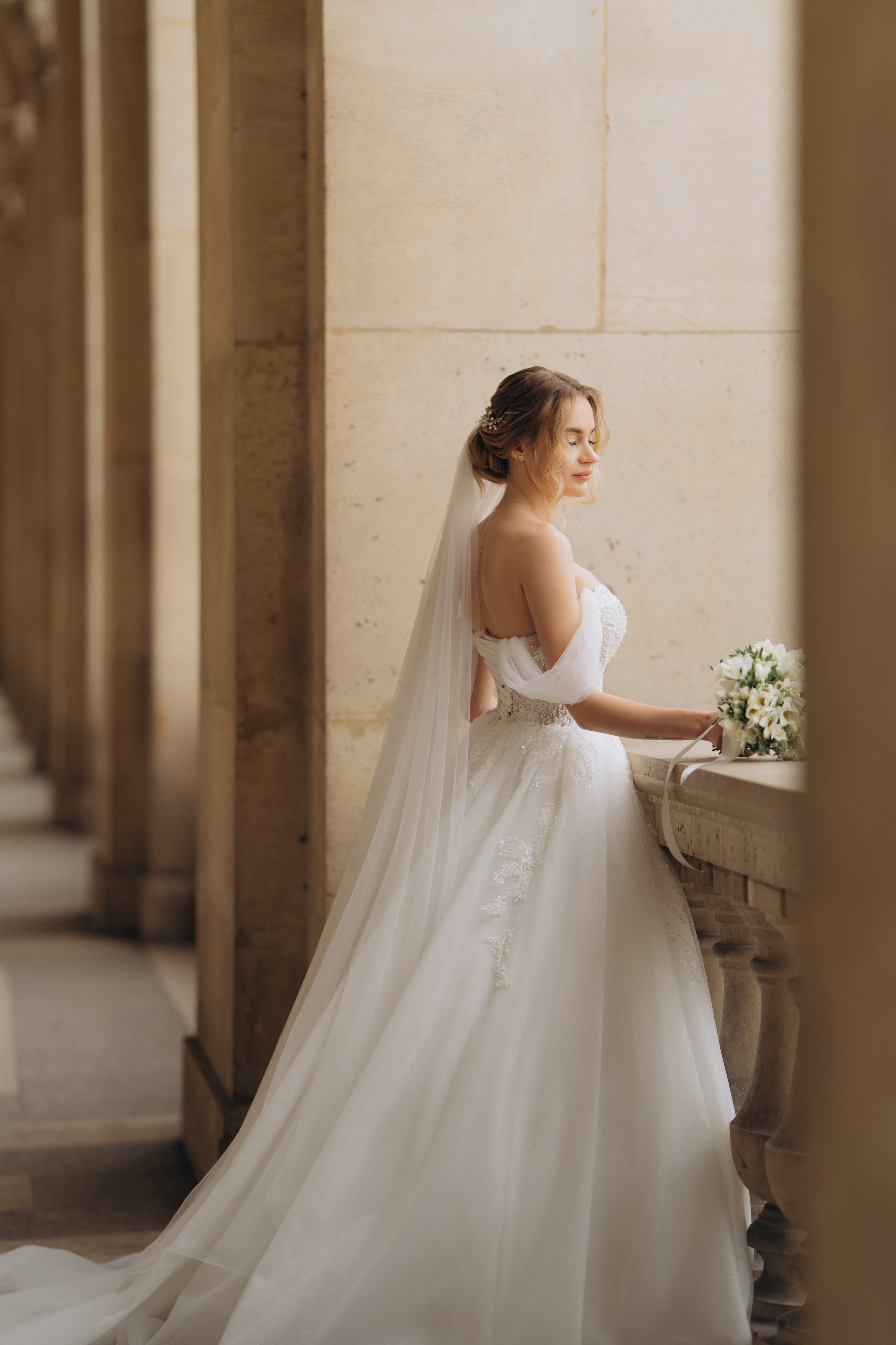 Wedding Day in Paris and Reception. Professional photographer in Paris — Shybitska Iryna