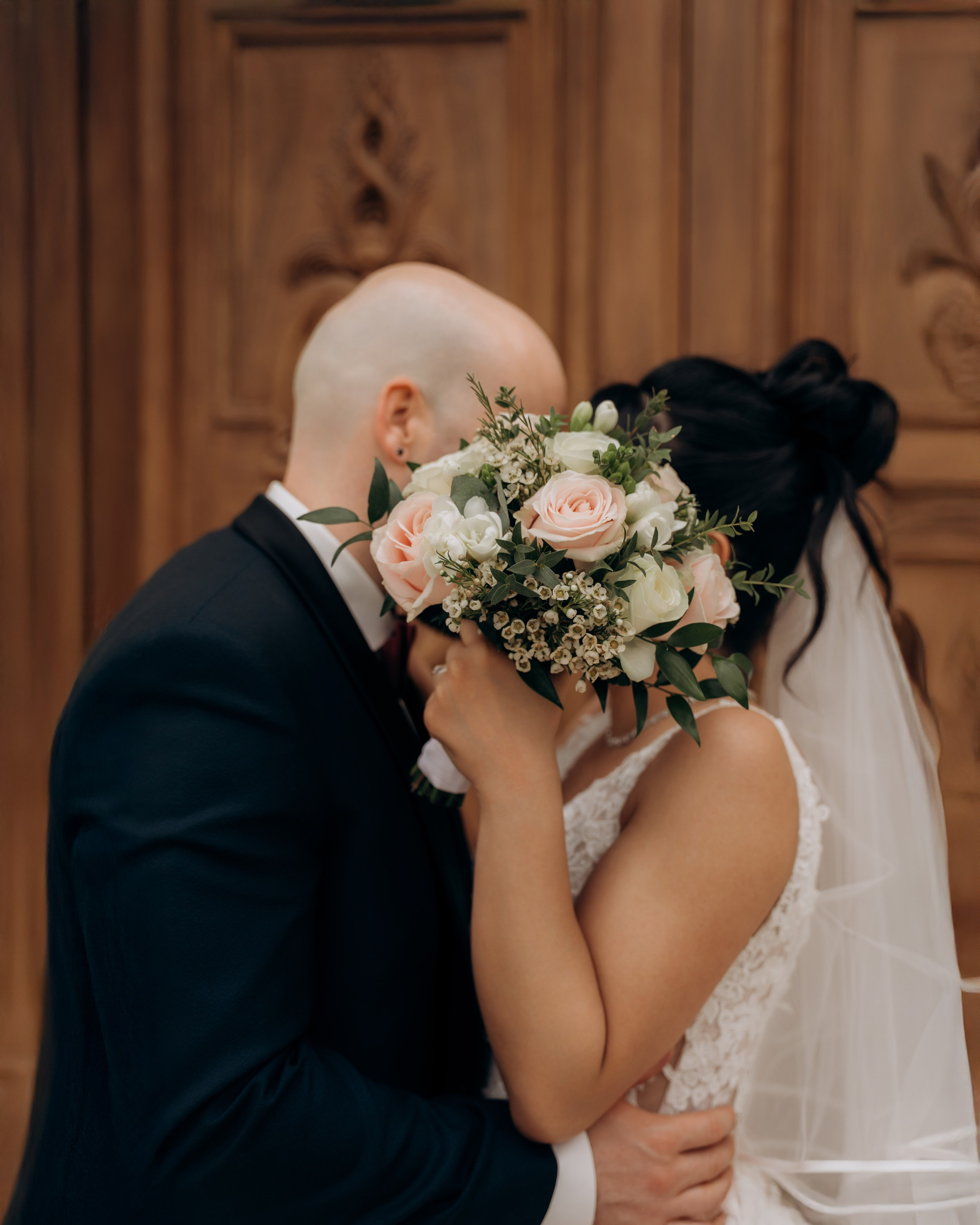 Town hall civil ceremony & wedding photoshoot in France. Professional photographer in Paris — Shybitska Iryna