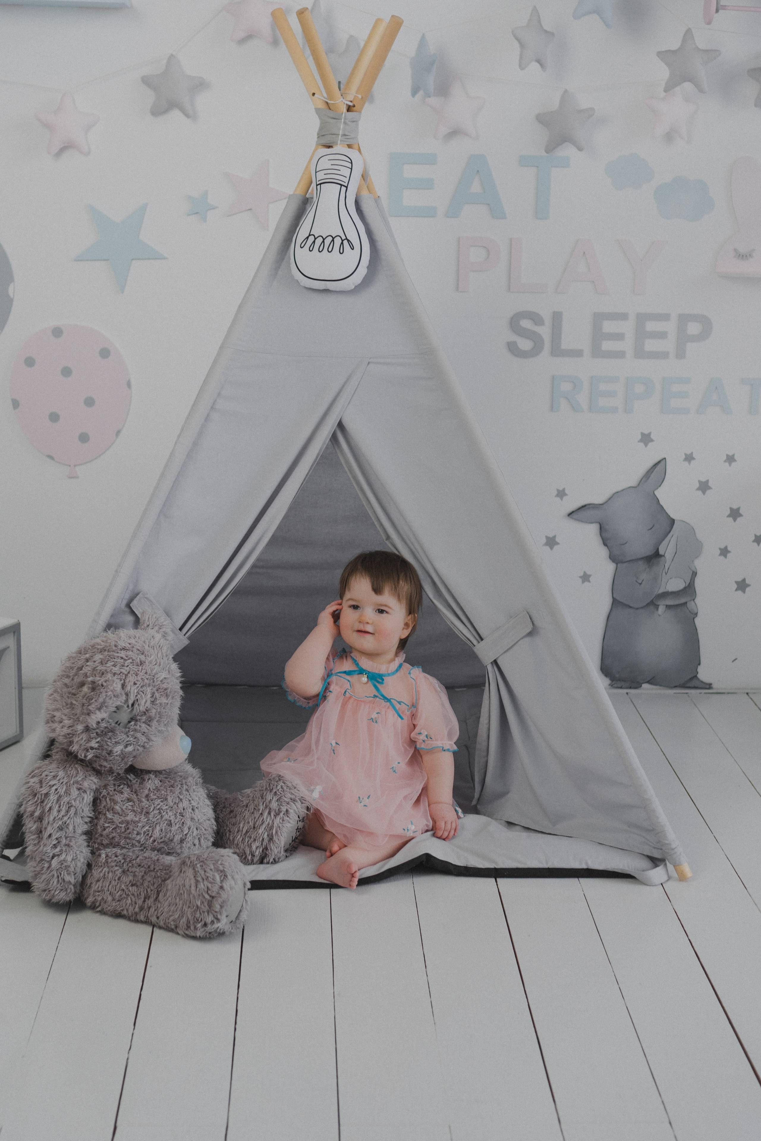 Фотосесія в милій студії PLAY. Professional photographer in Paris — Shybitska Iryna