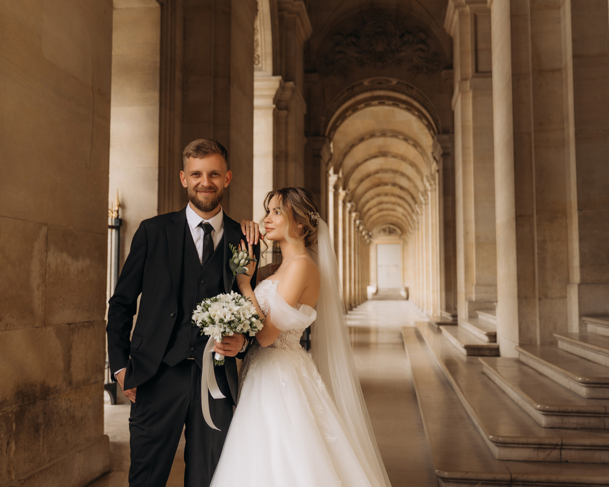 Wedding Day in Paris and Reception. Professional photographer in Paris — Shybitska Iryna