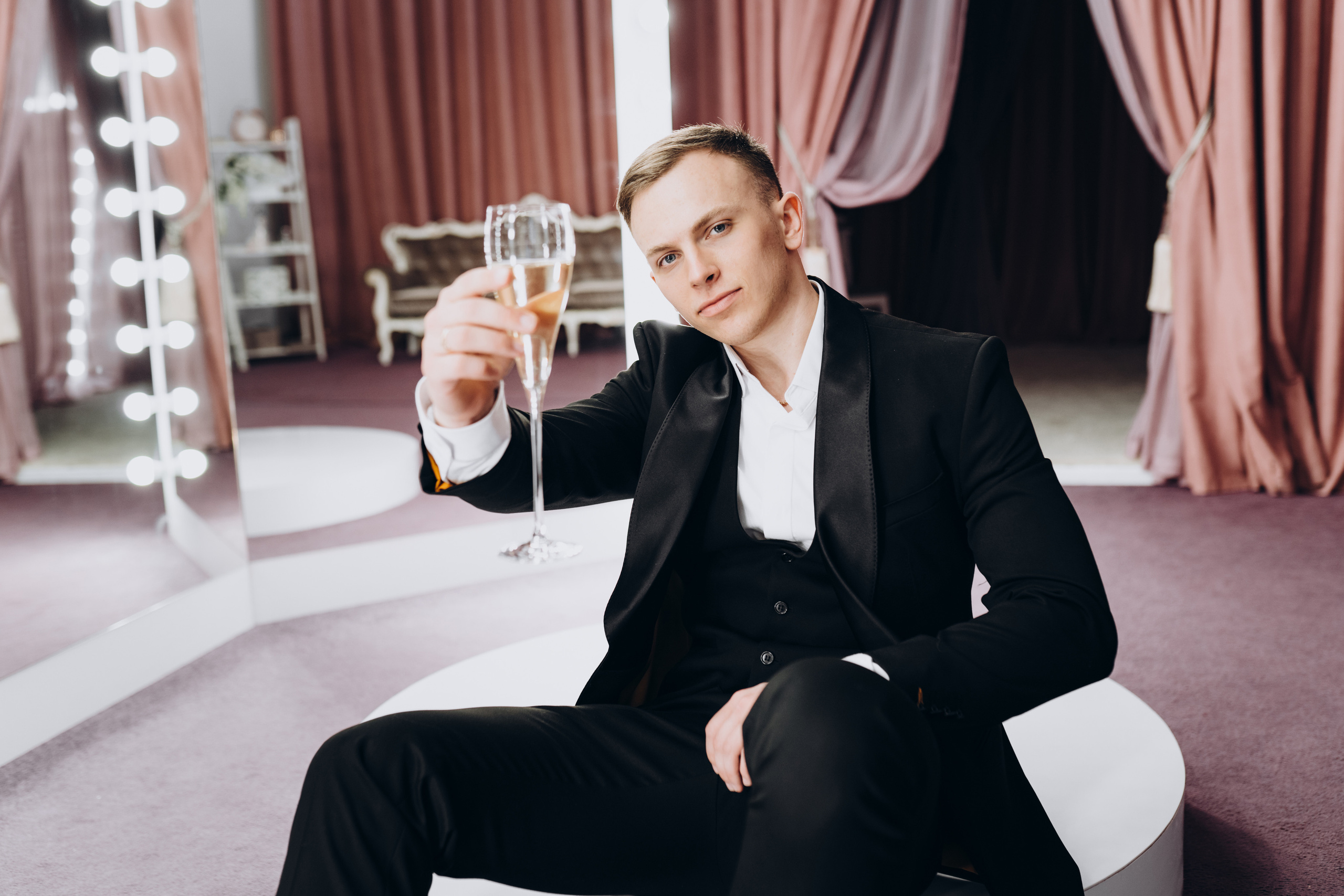 ЗАГС № 1. Professional photographer in Paris — Shybitska Iryna