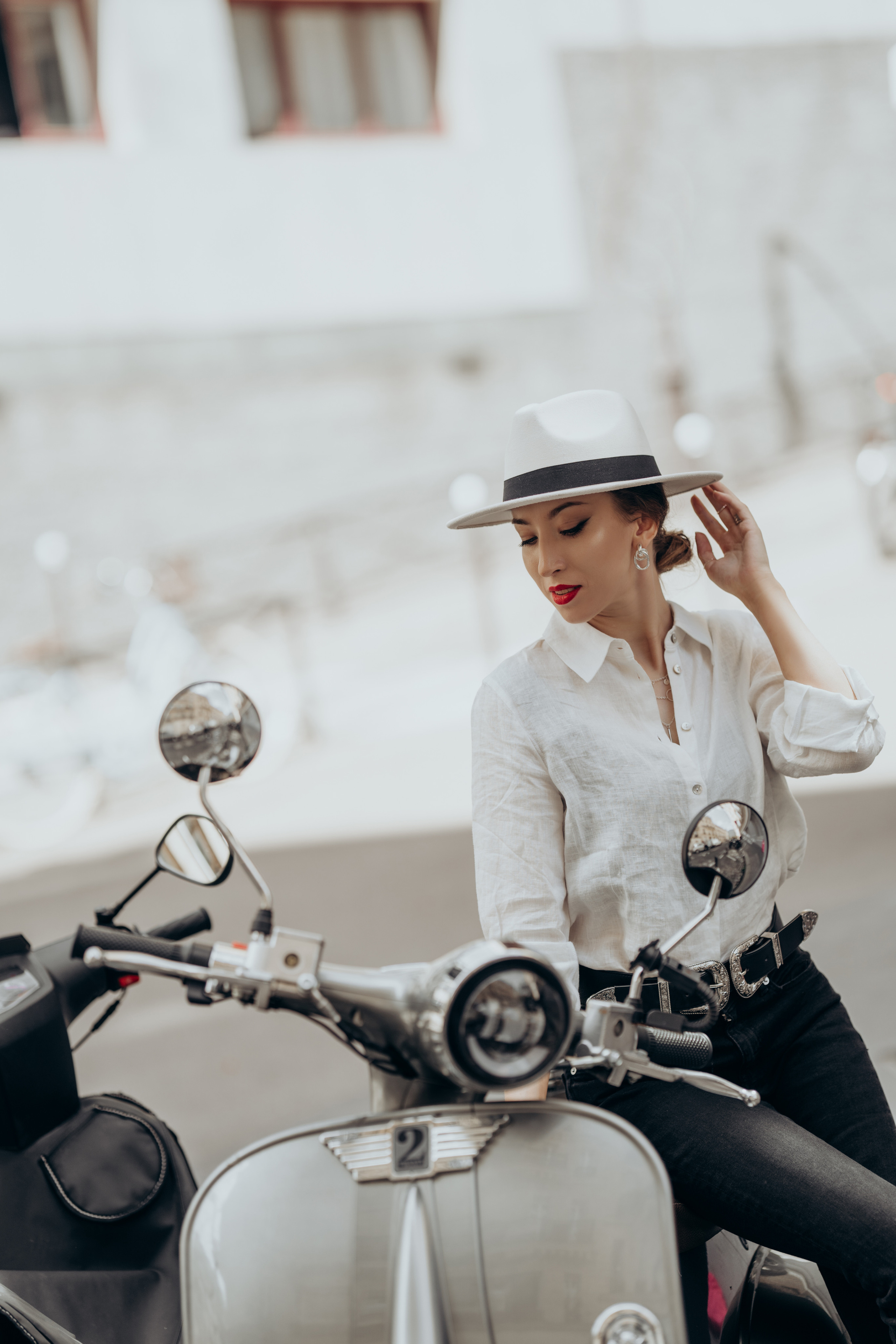 Photo shoot on the streets of Paris. Professional photographer in Paris — Shybitska Iryna