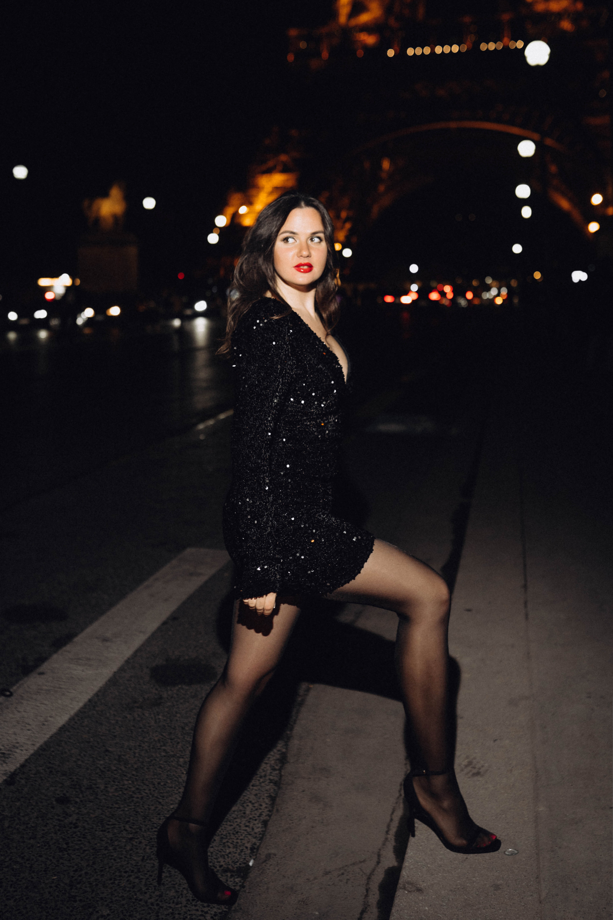 Night photo session in Paris. Professional photographer in Paris — Shybitska Iryna