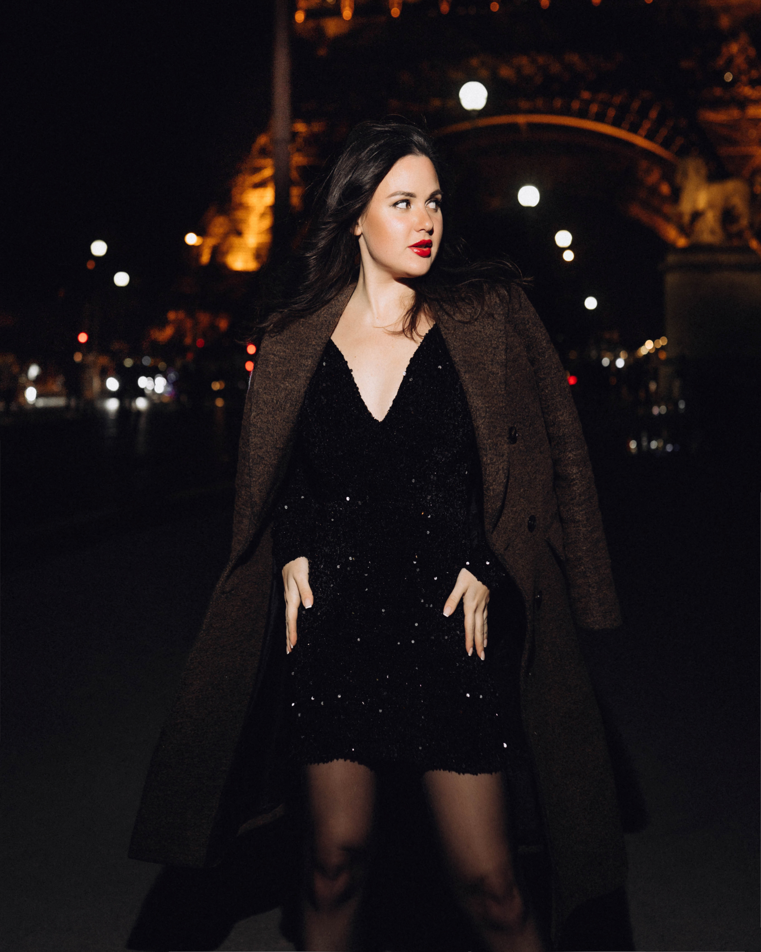 Night photo session in Paris. Professional photographer in Paris — Shybitska Iryna