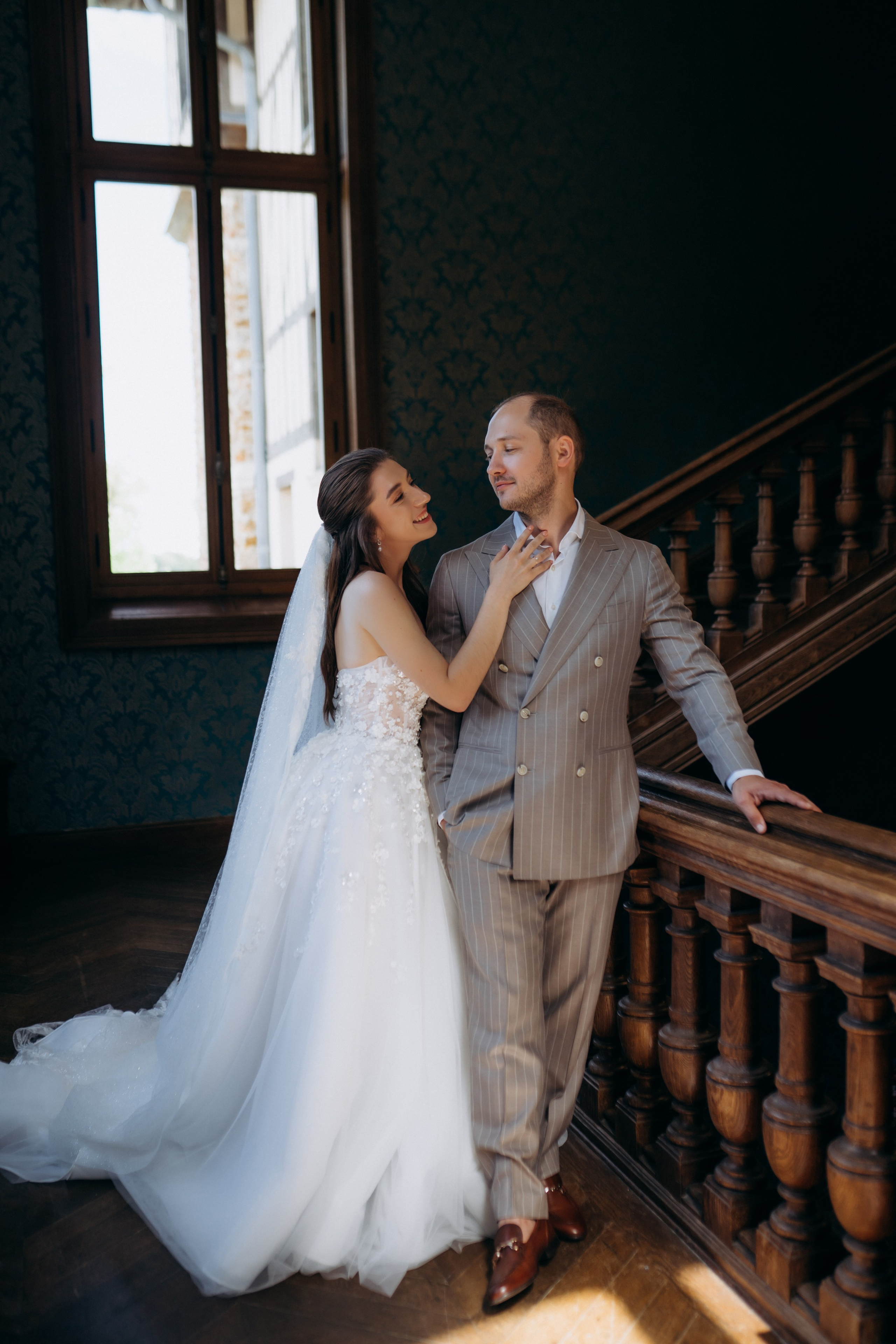 Свадебная фотосессия во французском замке. Professional photographer in Paris — Shybitska Iryna